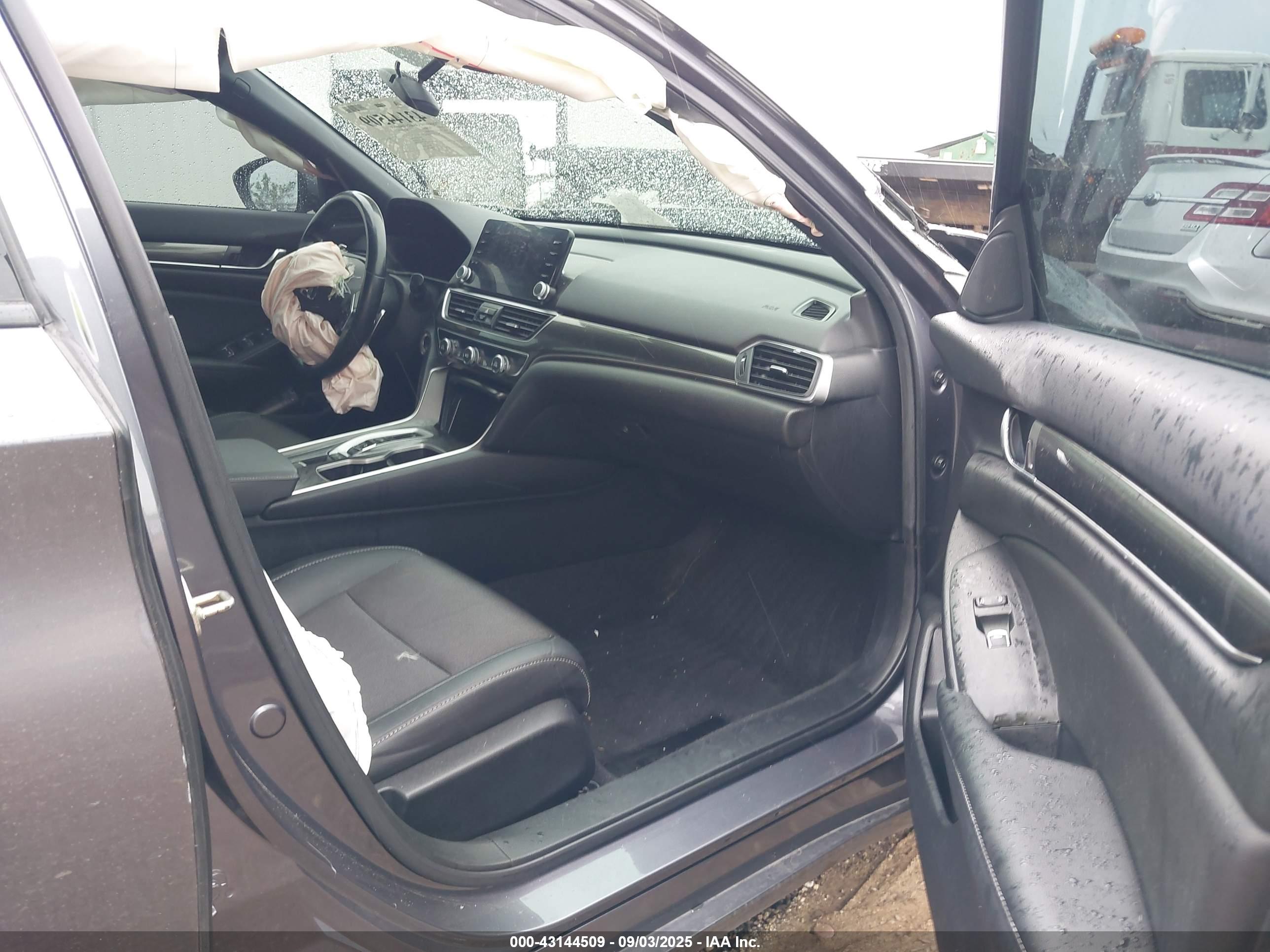 HONDA ACCORD image 5