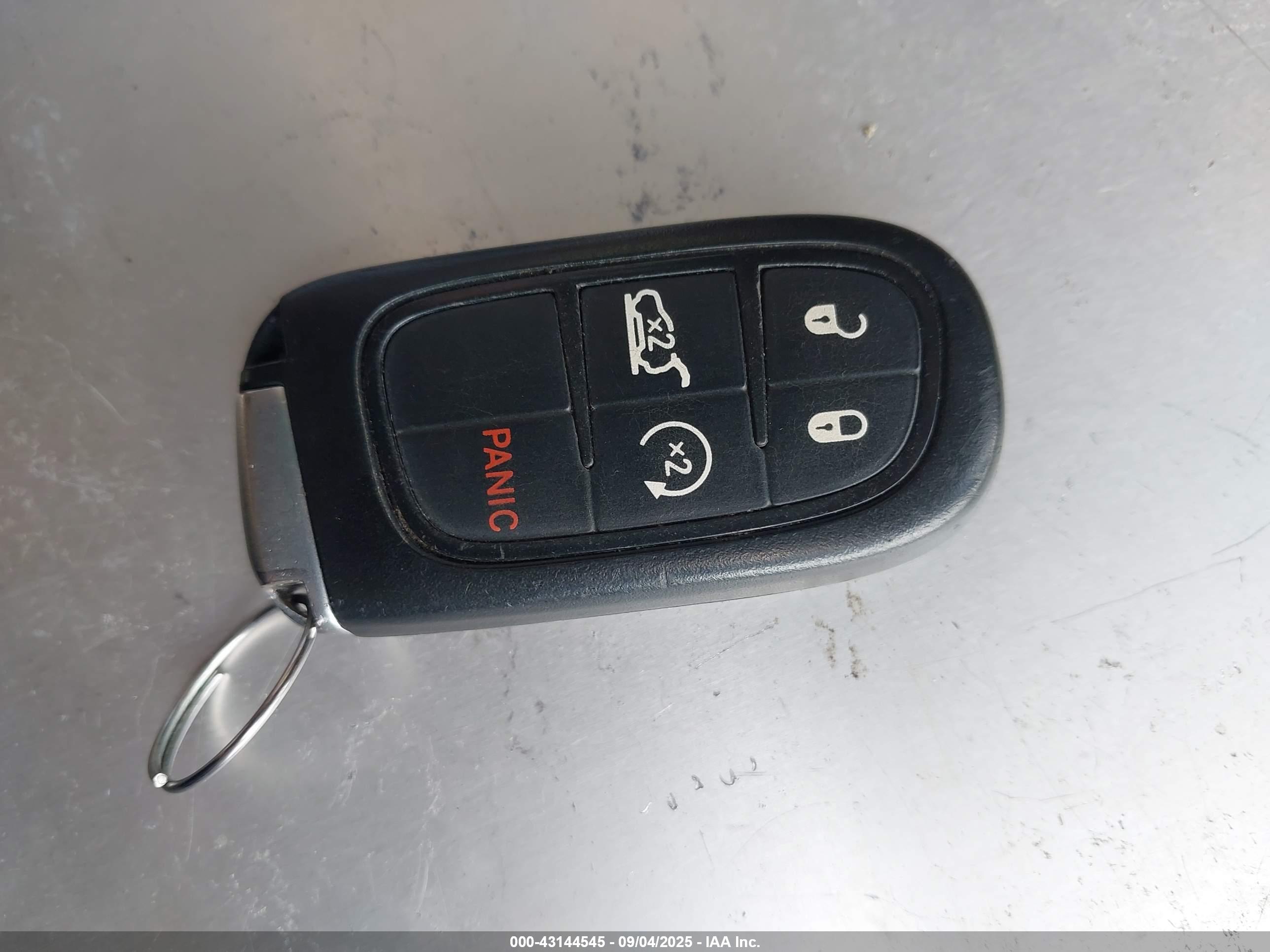 JEEP CHEROKEE image 11