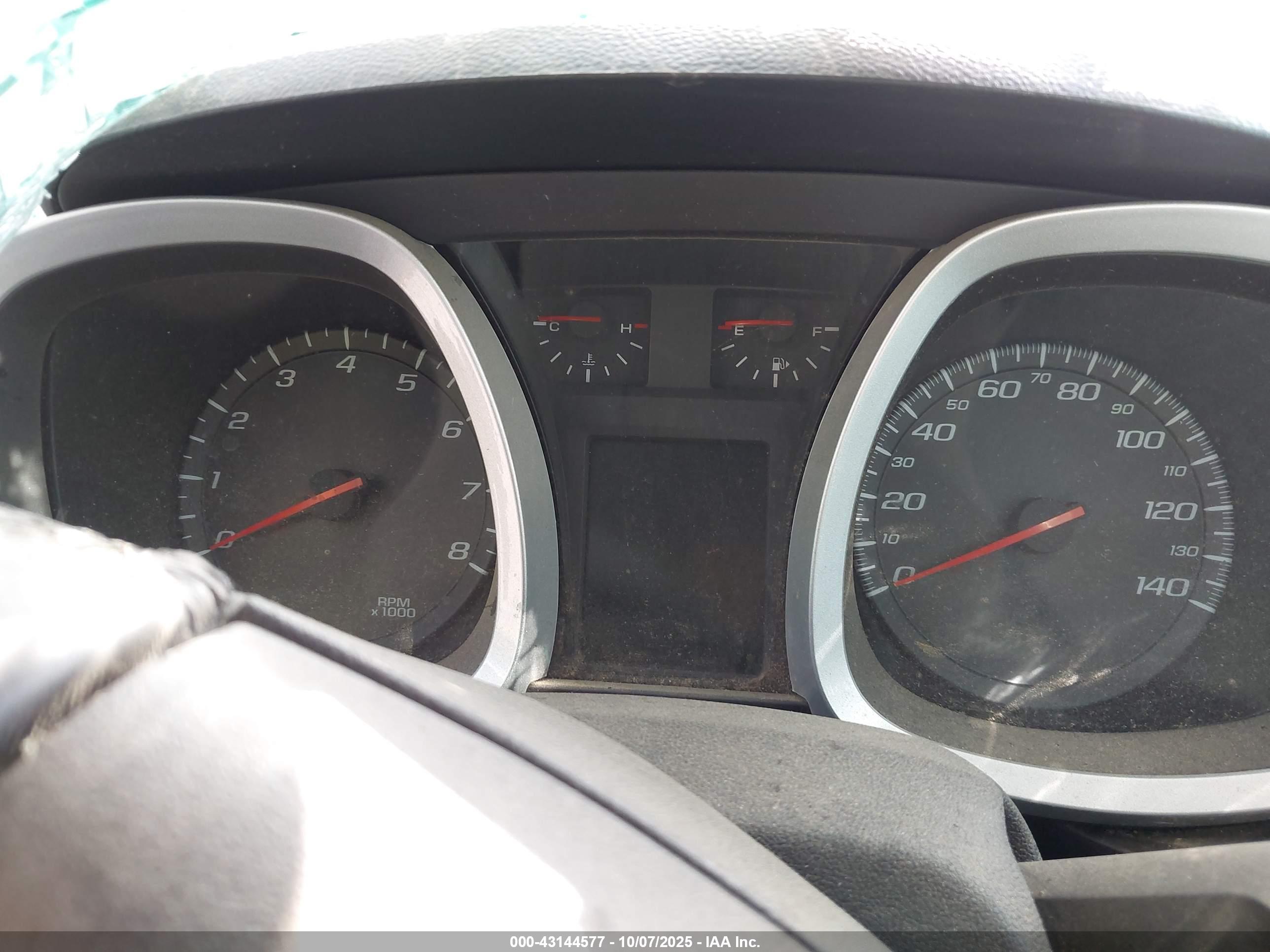CHEVROLET EQUINOX image 7