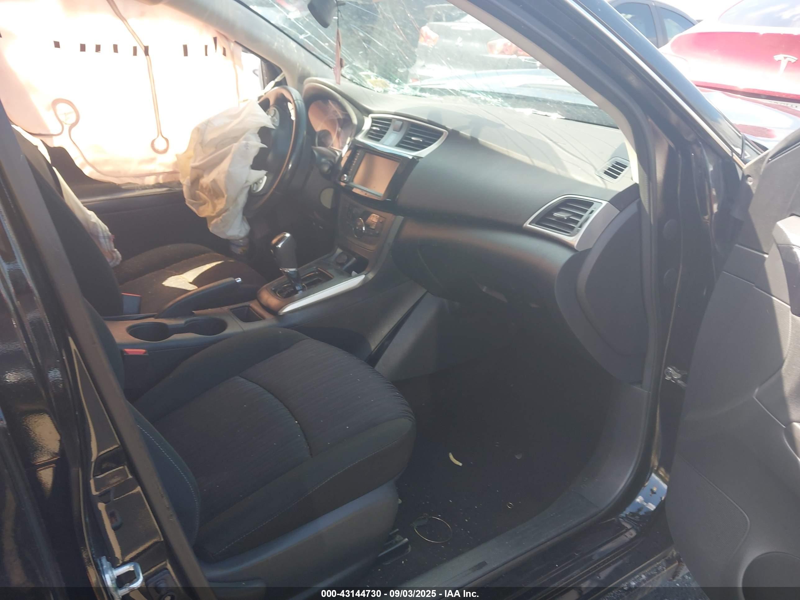 NISSAN SENTRA image 5
