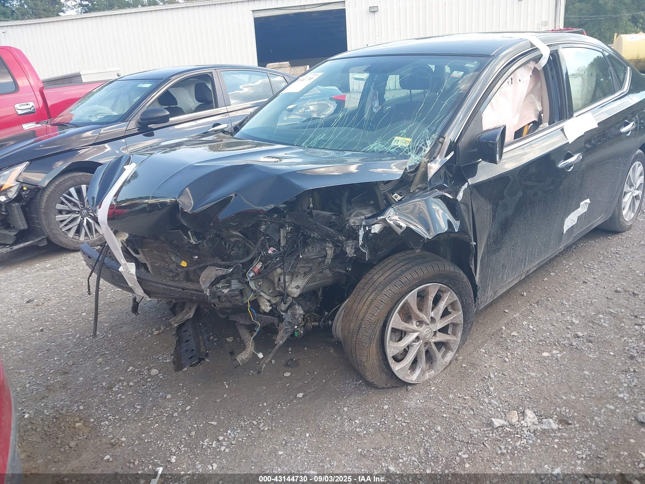 NISSAN SENTRA image 6