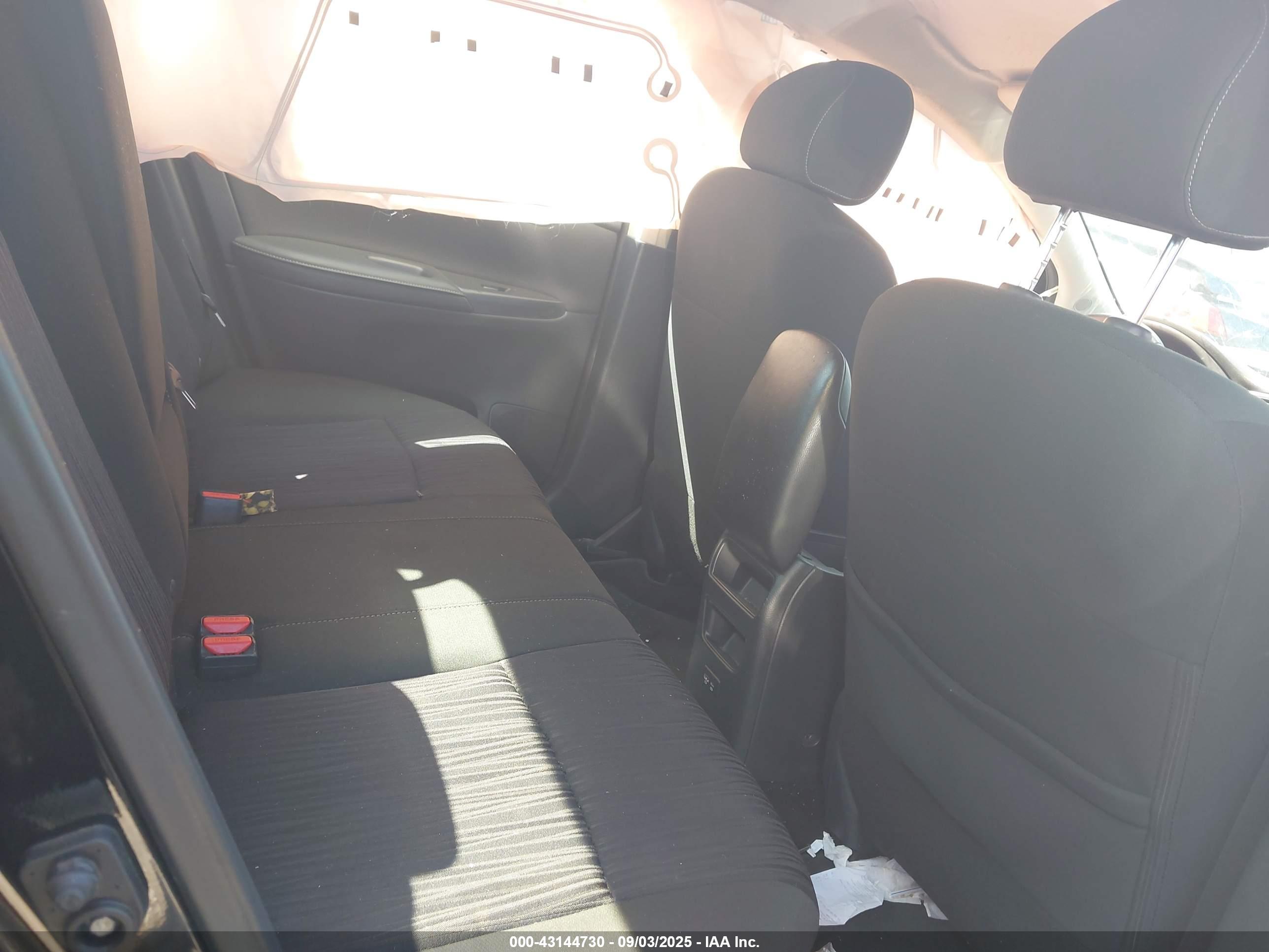 NISSAN SENTRA image 8