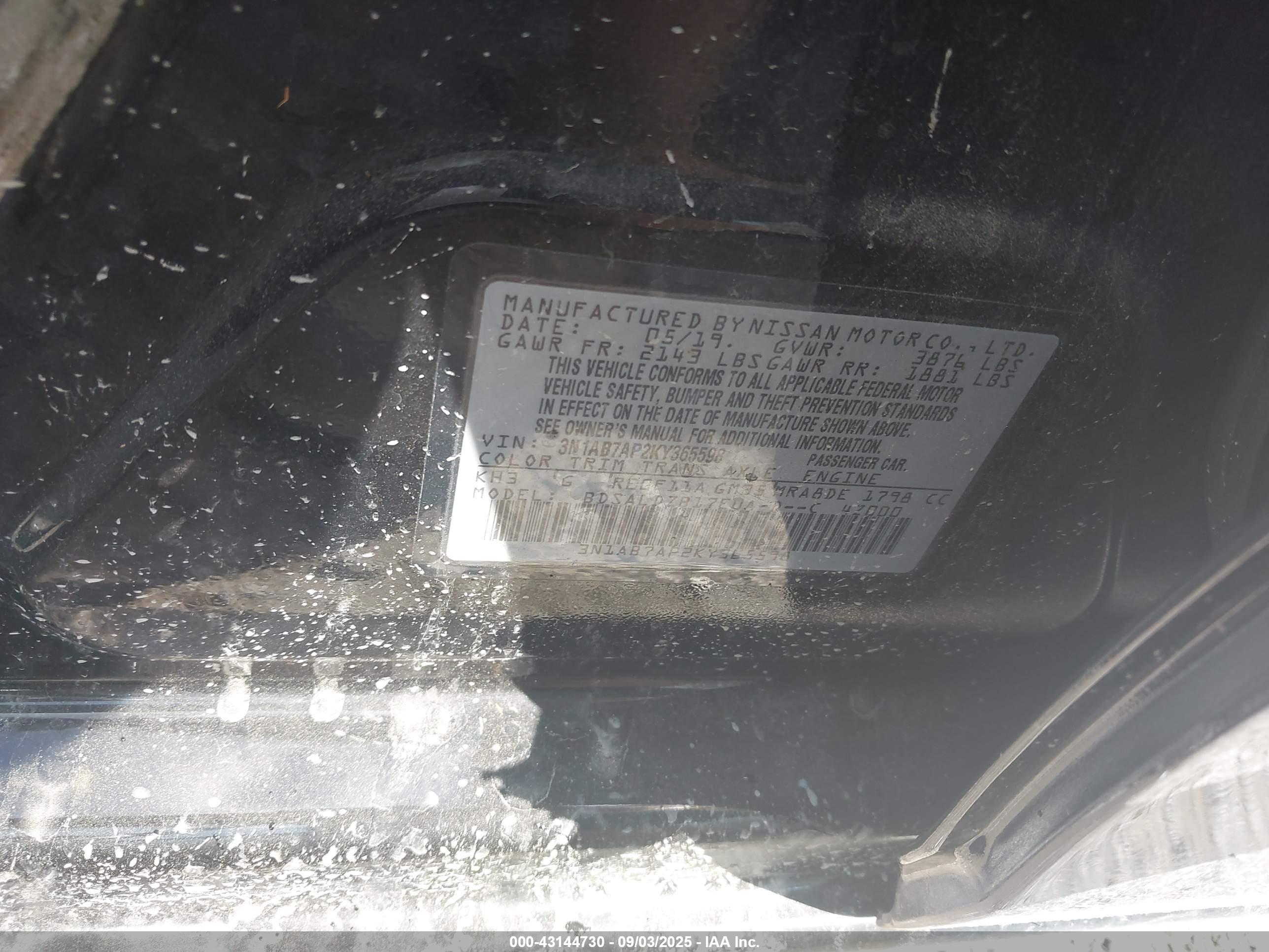 NISSAN SENTRA image 9
