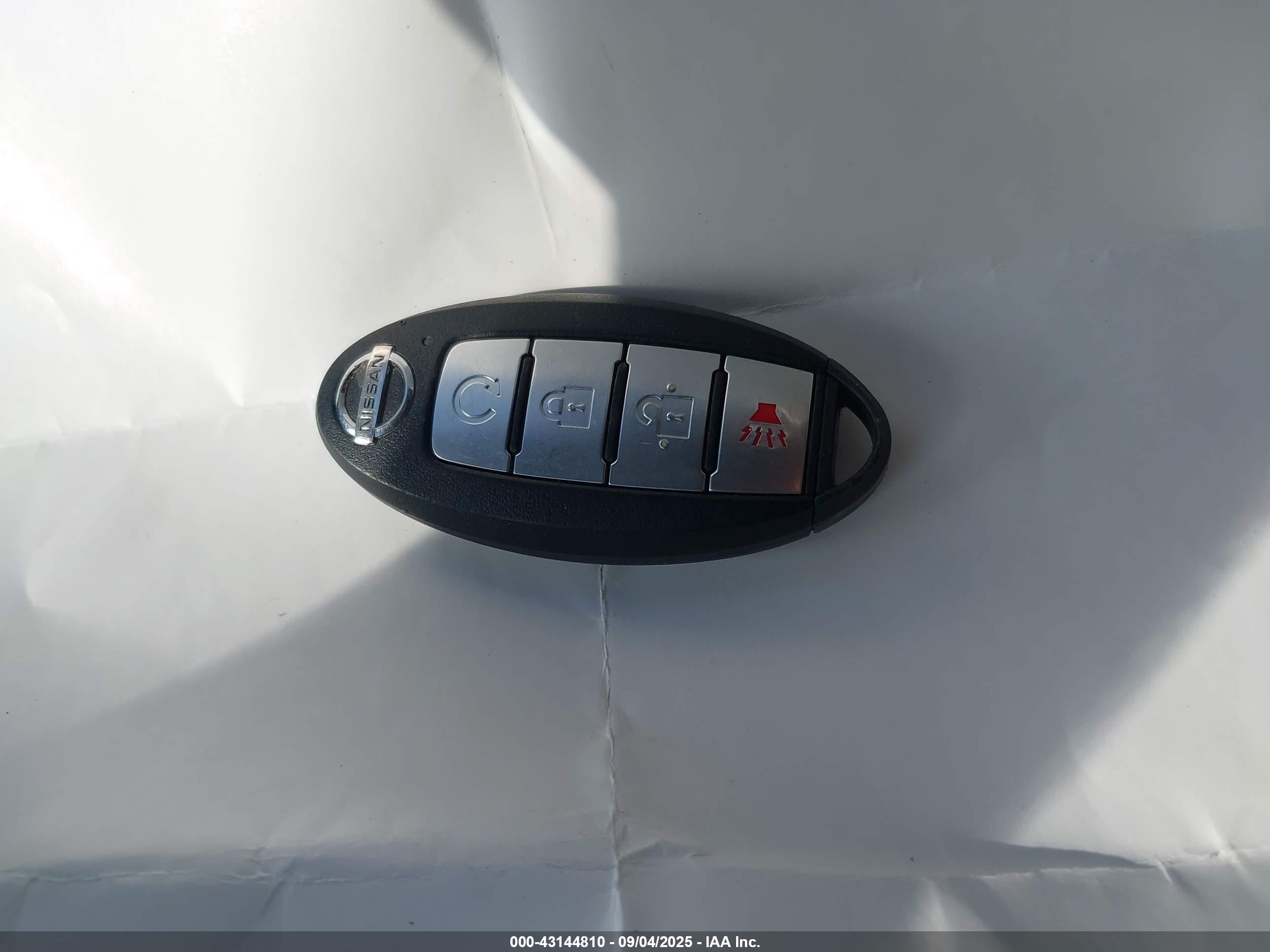 NISSAN KICKS image 11