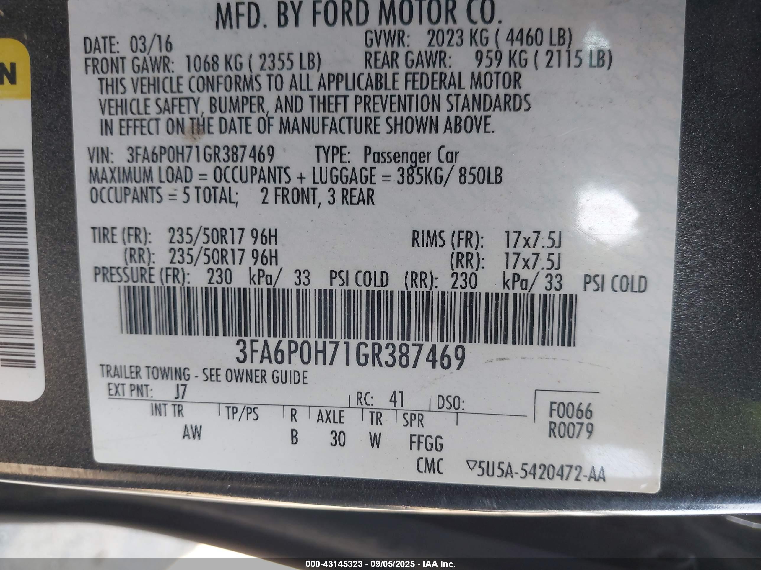 FORD FUSION image 9