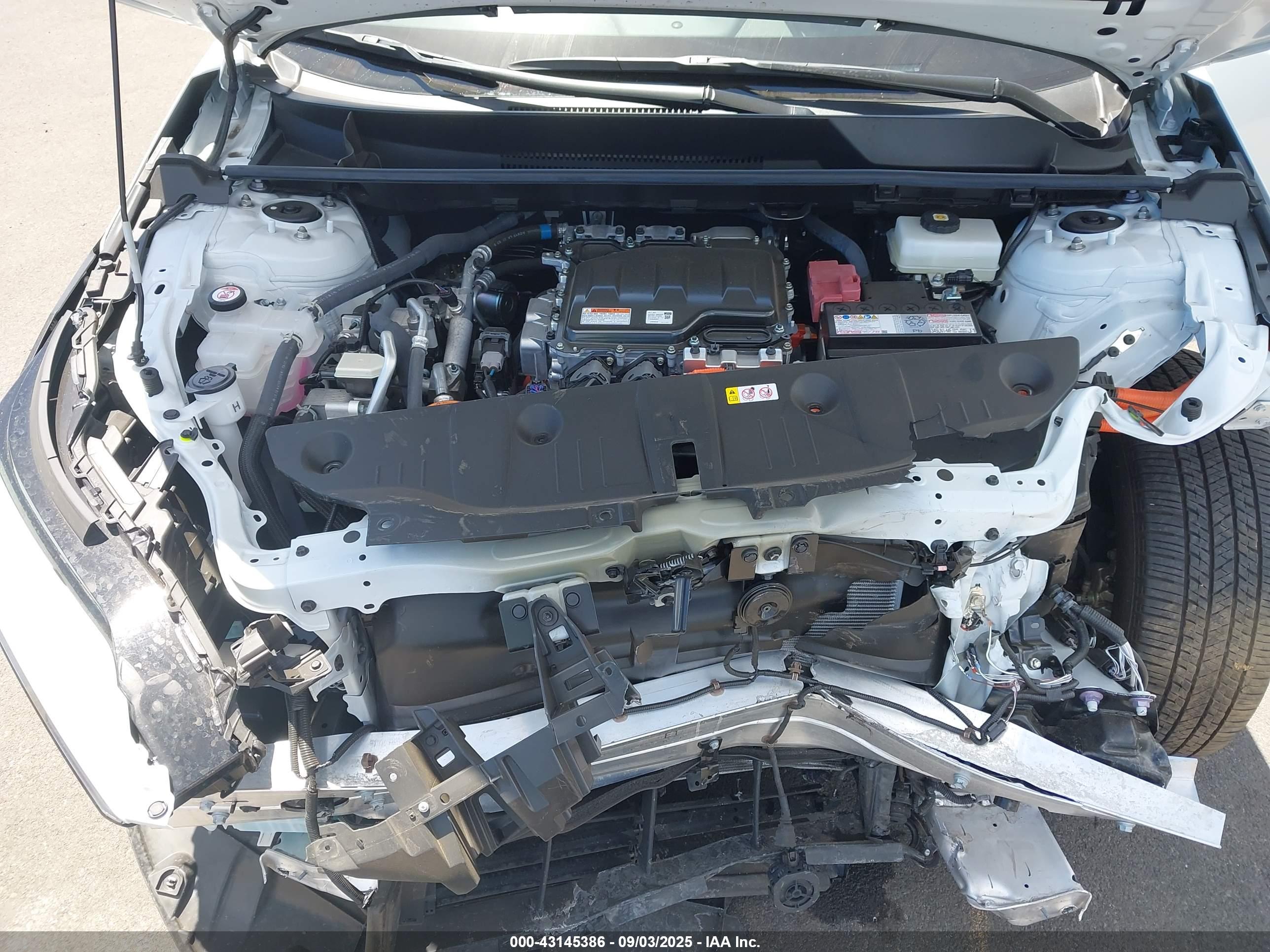 TOYOTA BZ4X image 10