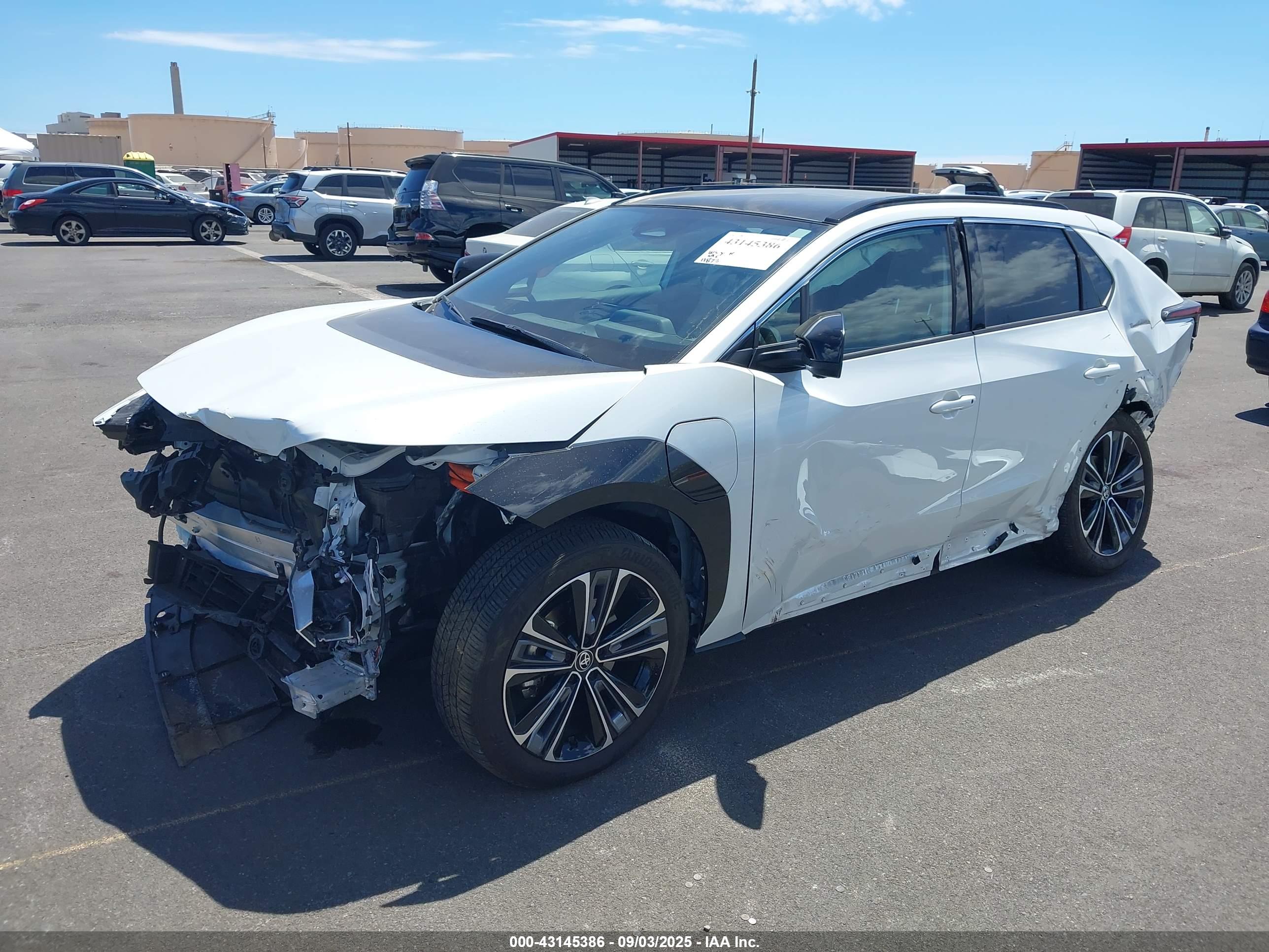 TOYOTA BZ4X image 6