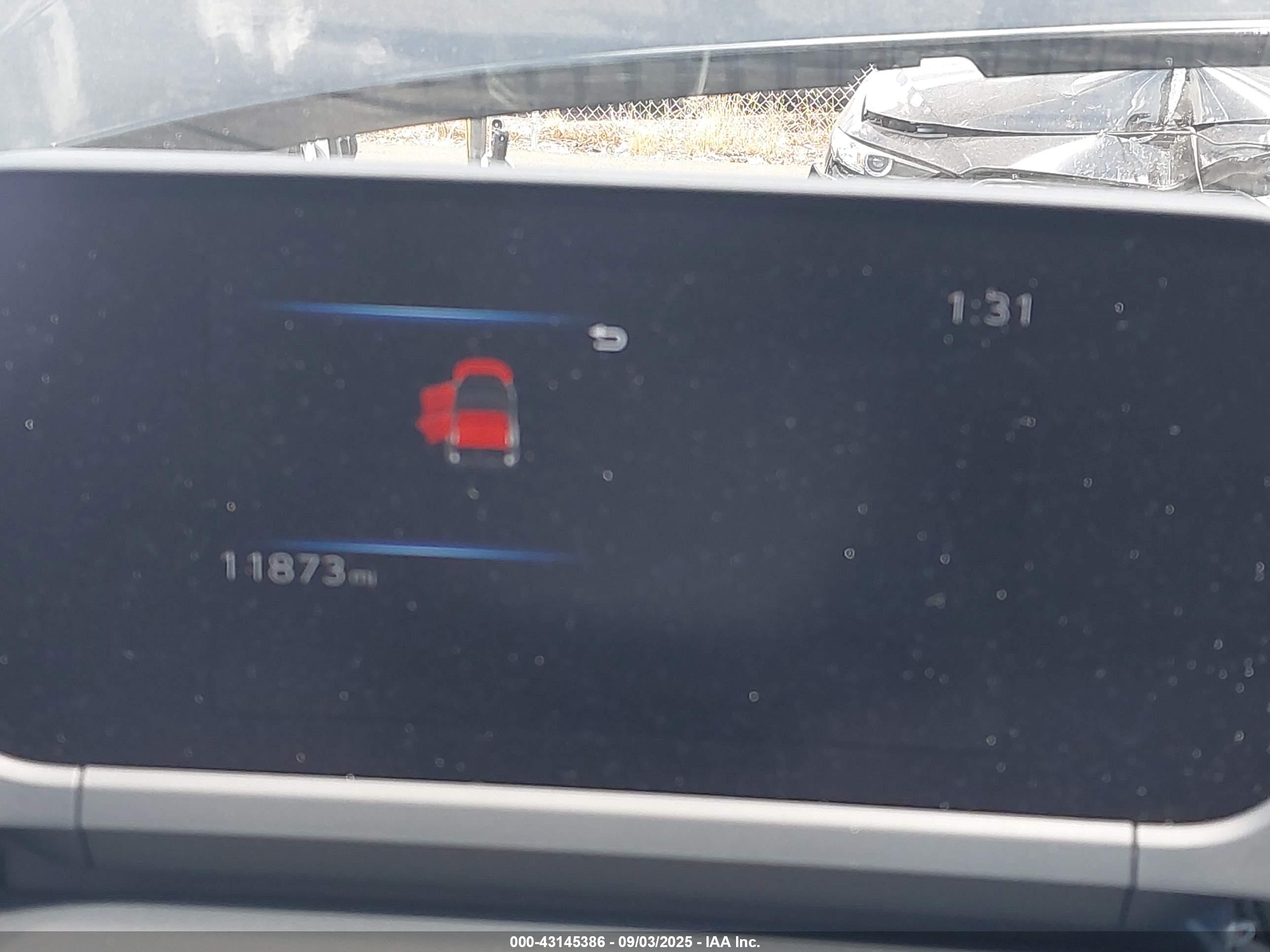 TOYOTA BZ4X image 7
