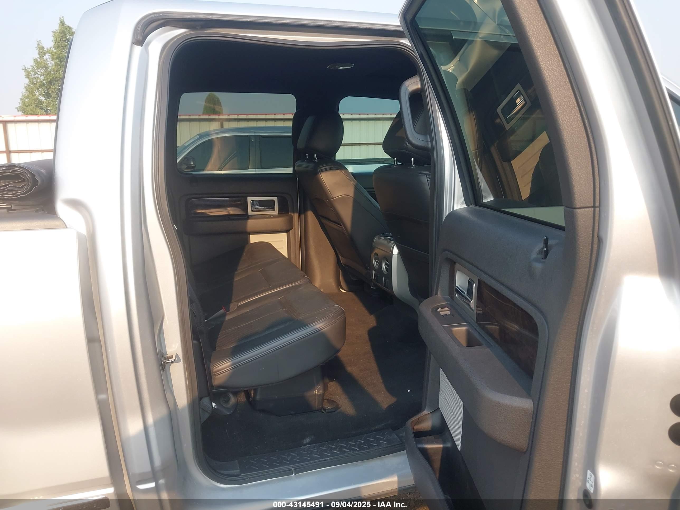 FORD F-150 image 8