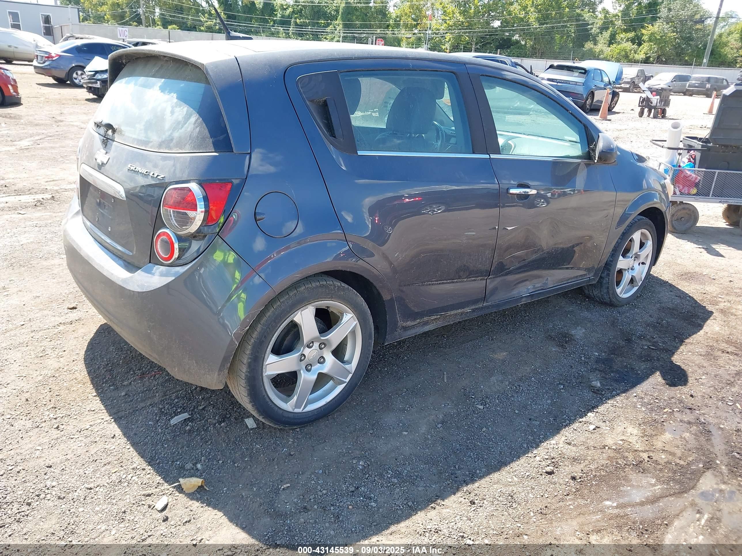CHEVROLET SONIC image 4