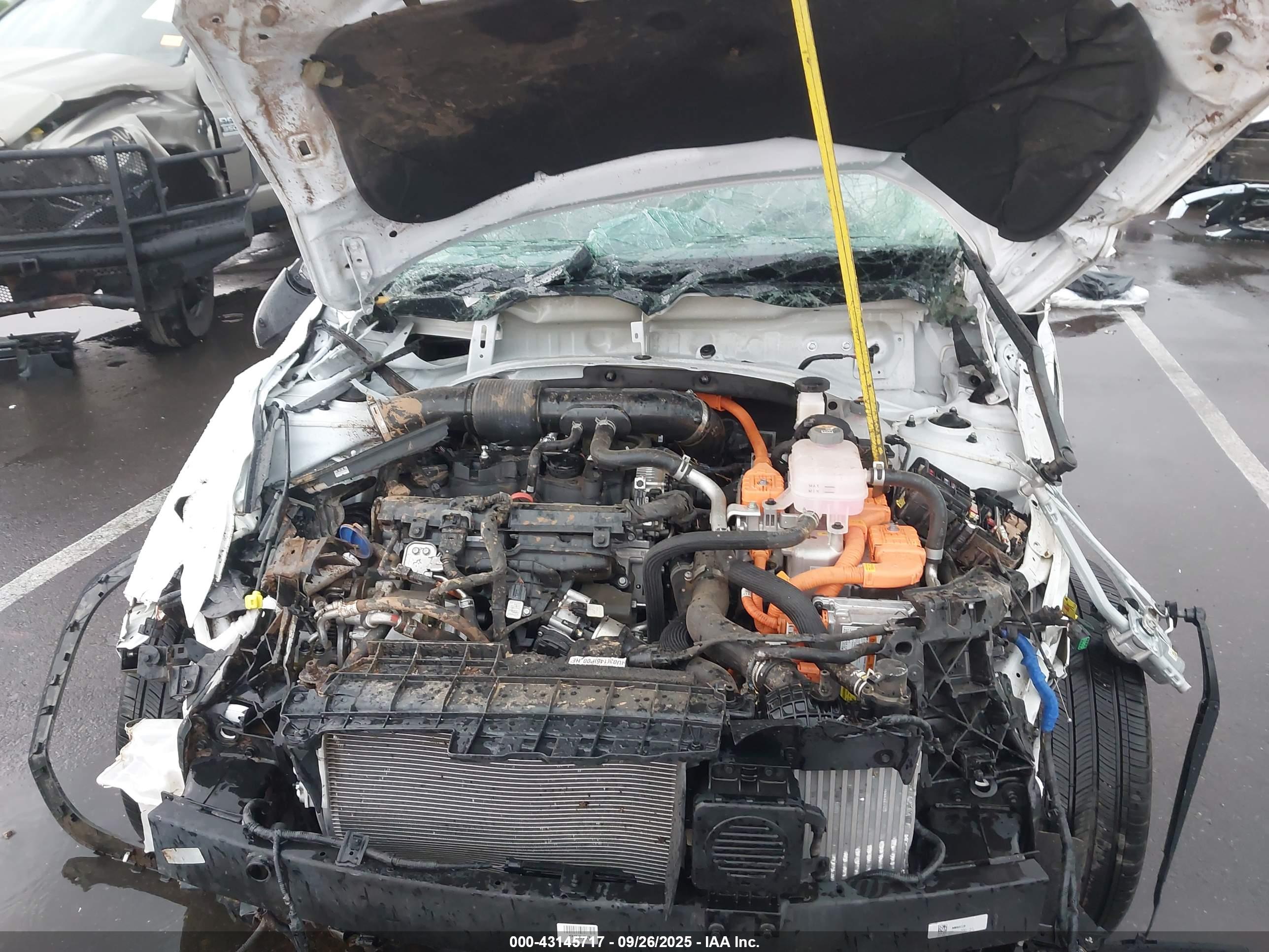 HYUNDAI TUCSON image 10