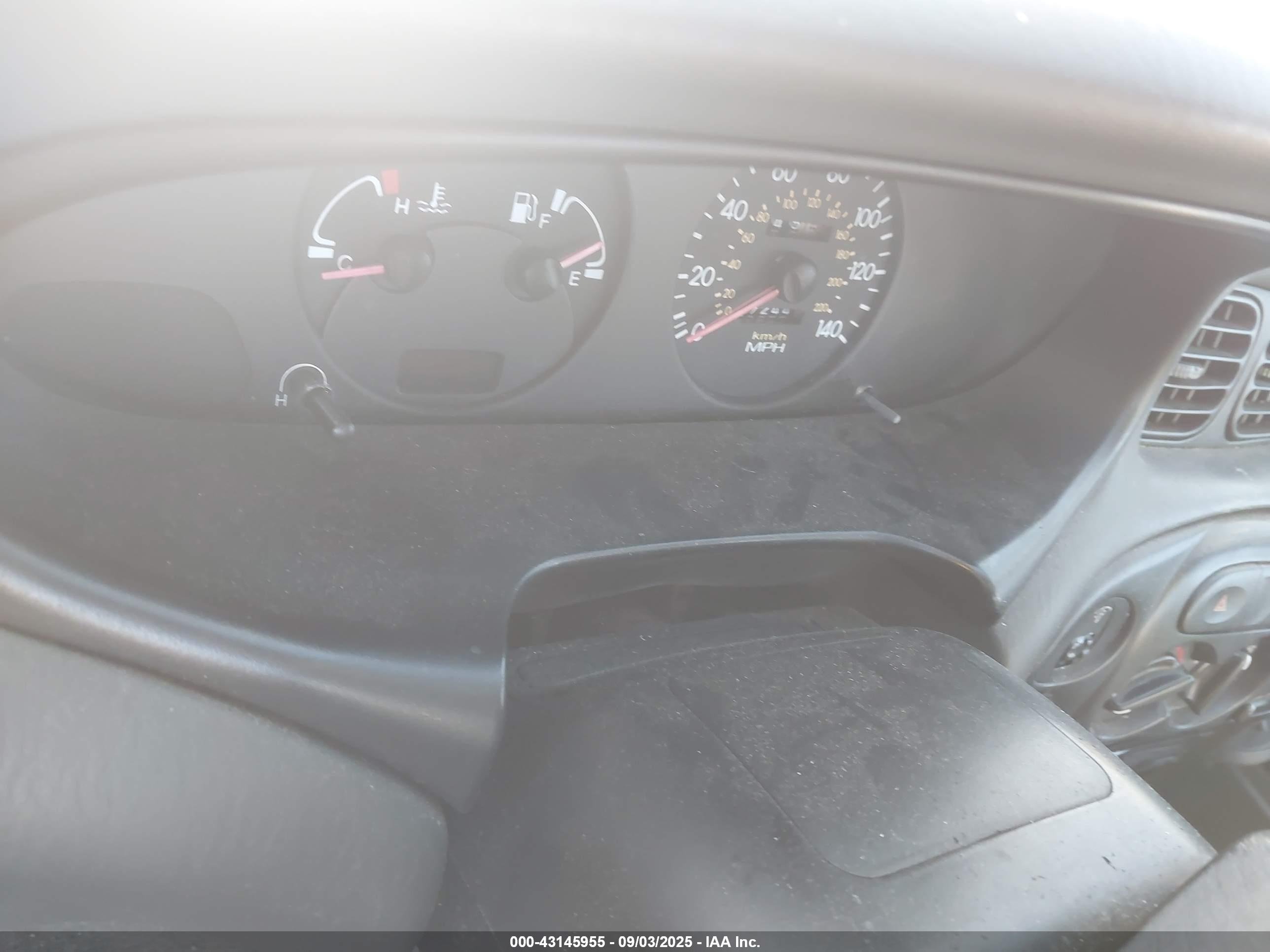 HYUNDAI ELANTRA image 7