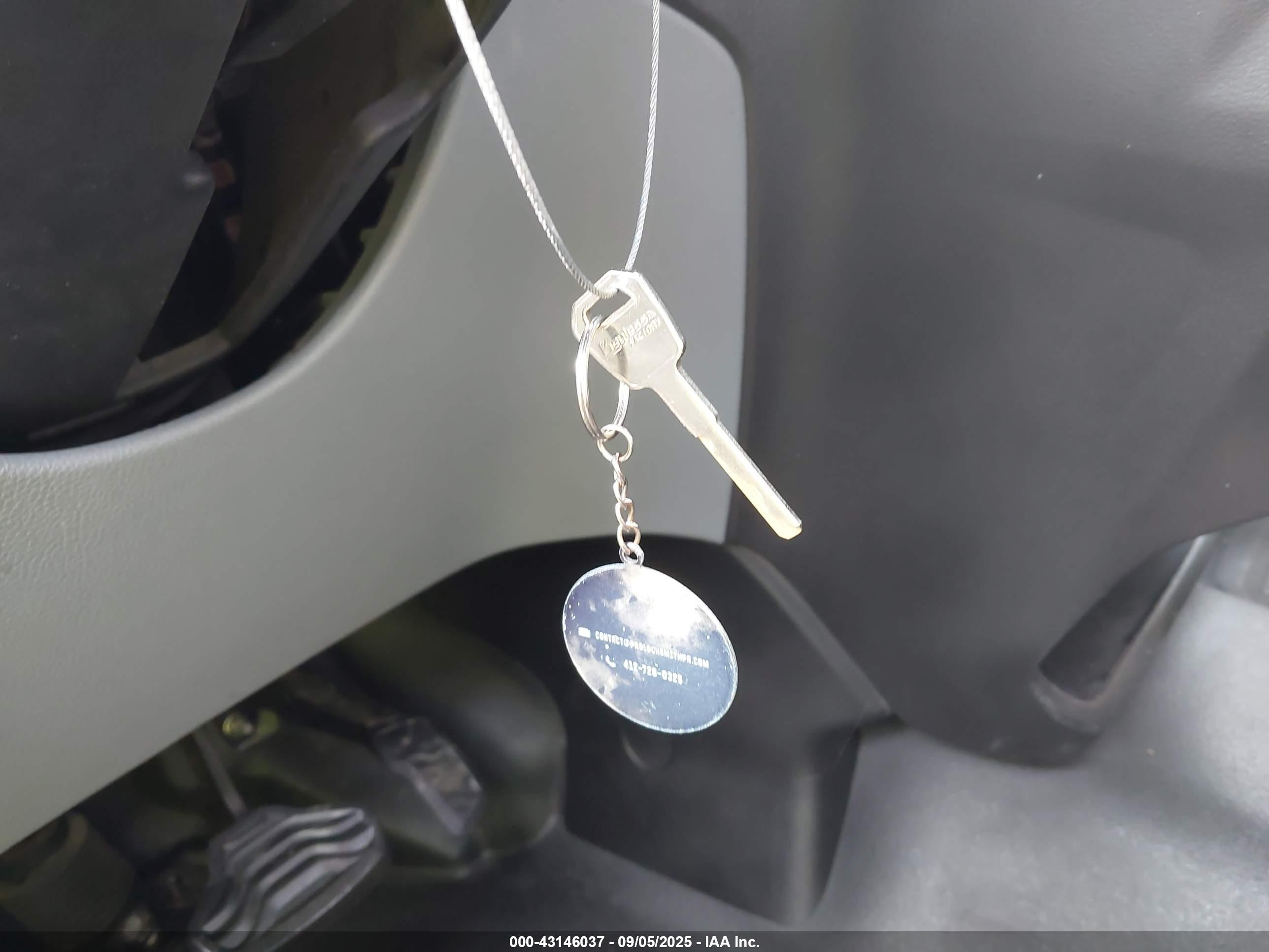 FORD TRANSIT-350 image 11