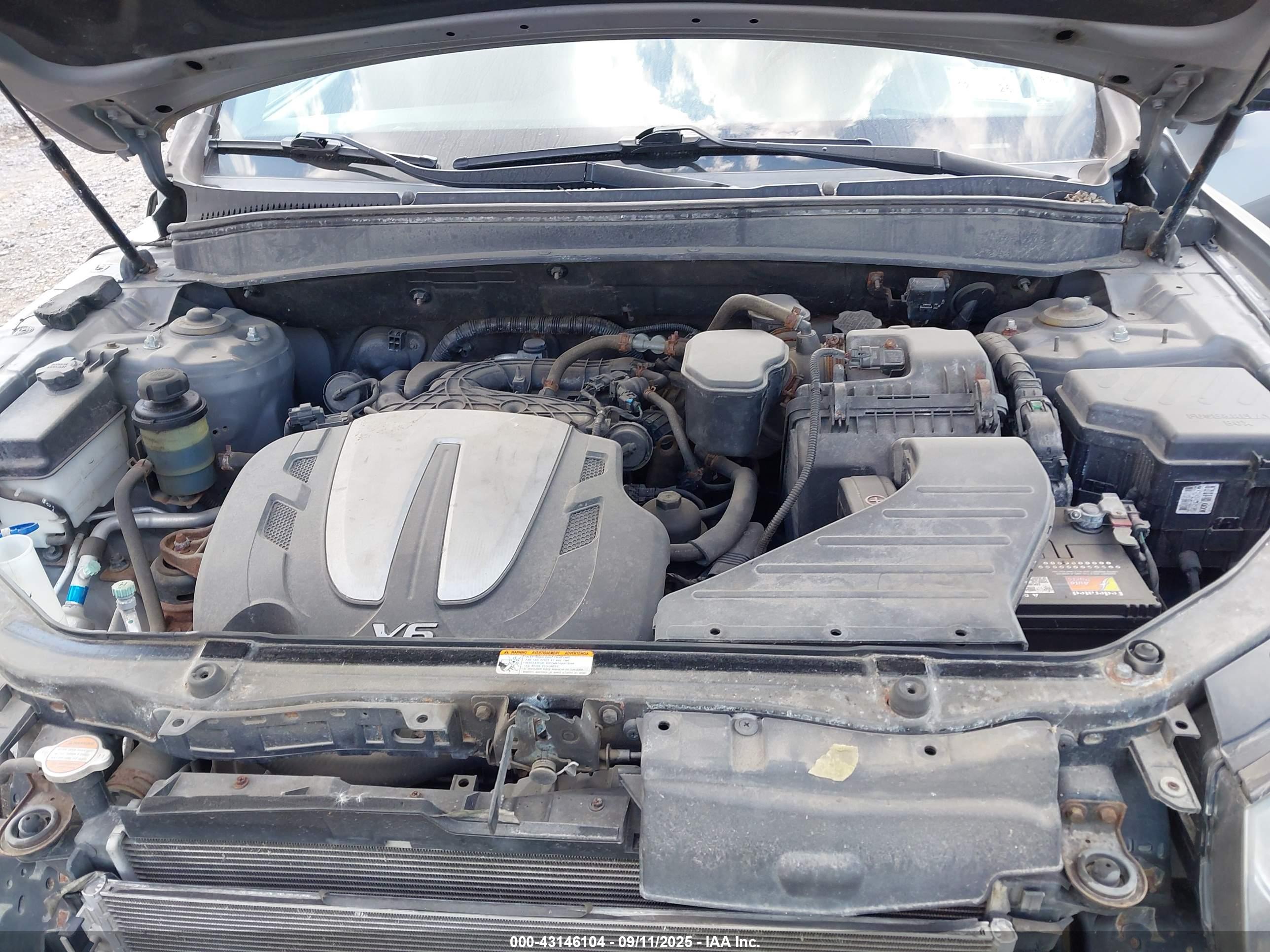 HYUNDAI SANTA image 10