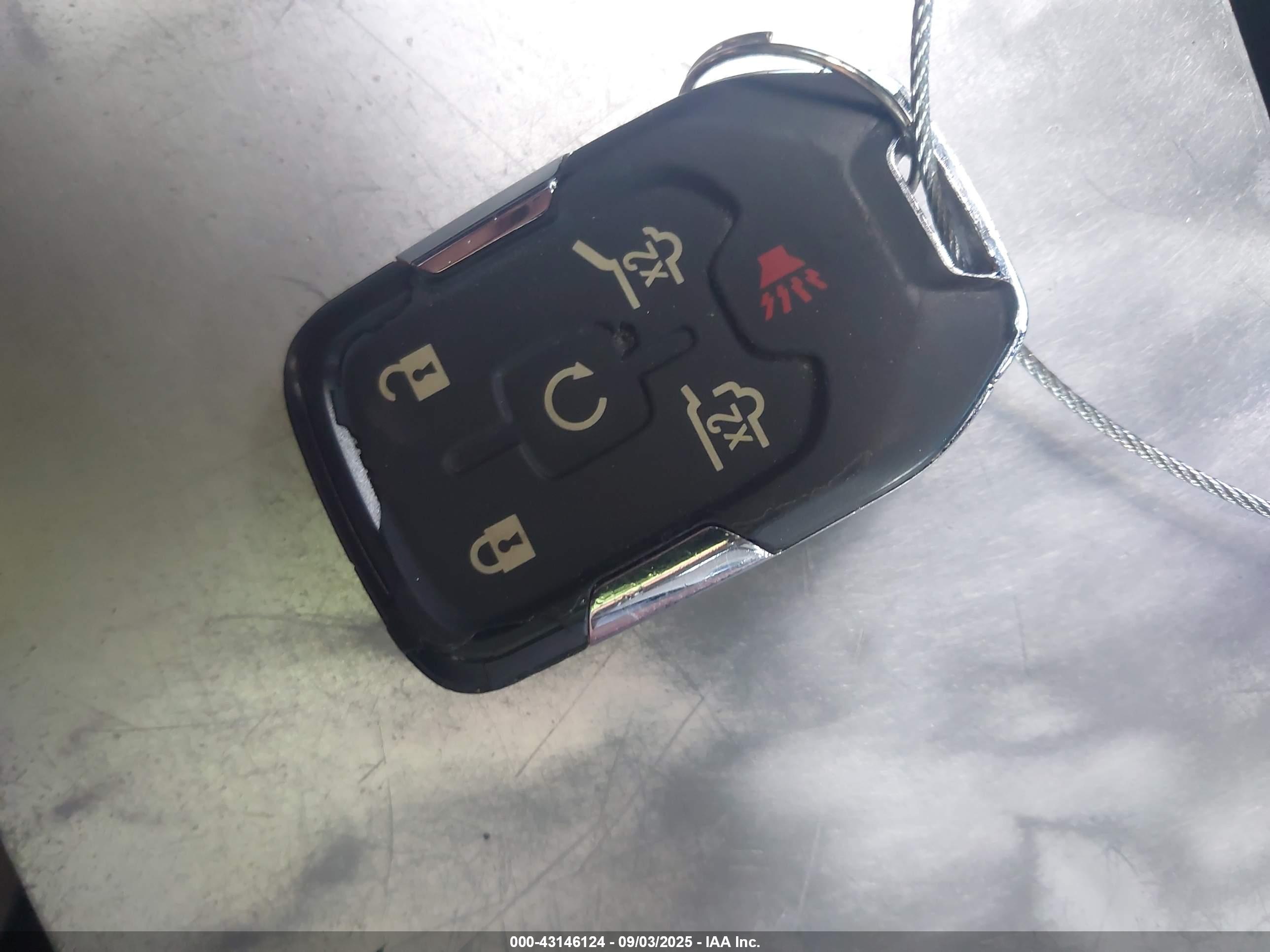 GMC YUKON image 11