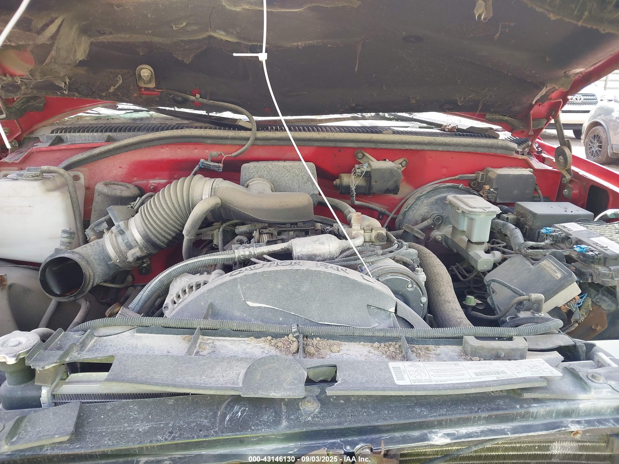 CHEVROLET C1500 image 10