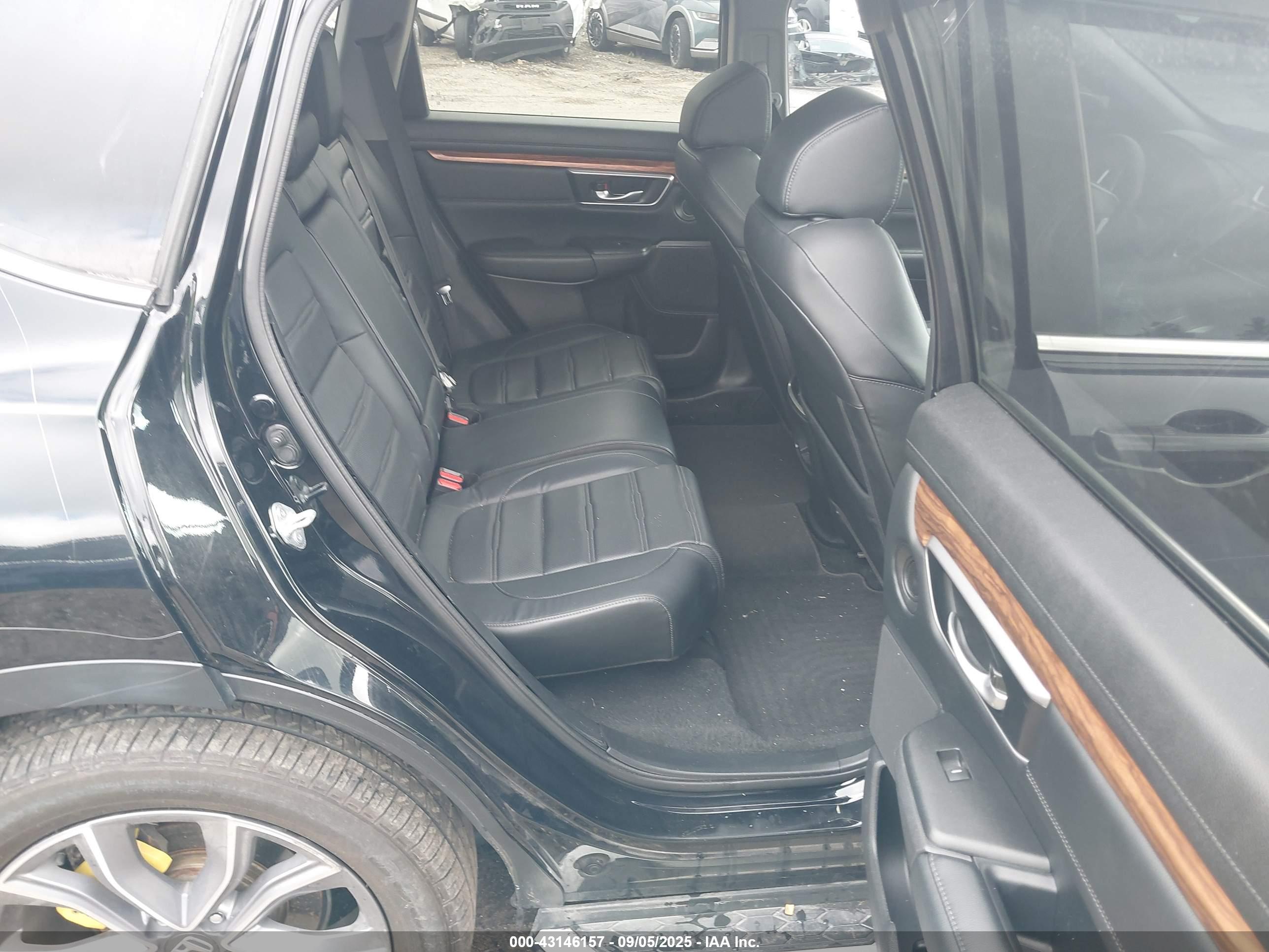 HONDA CR-V image 8