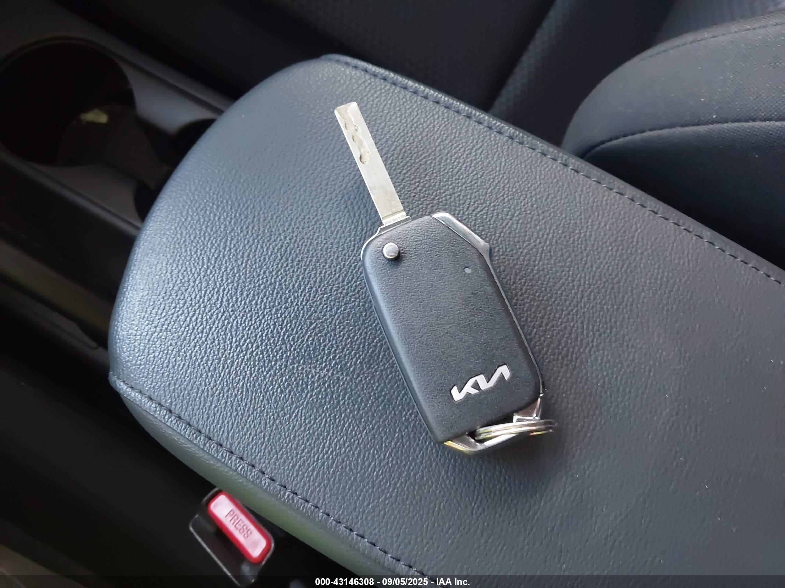 KIA SOUL image 11