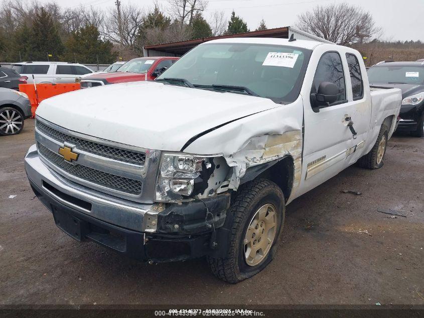 CHEVROLET SILVERADO image 2
