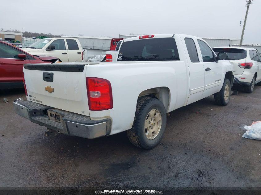 CHEVROLET SILVERADO image 4