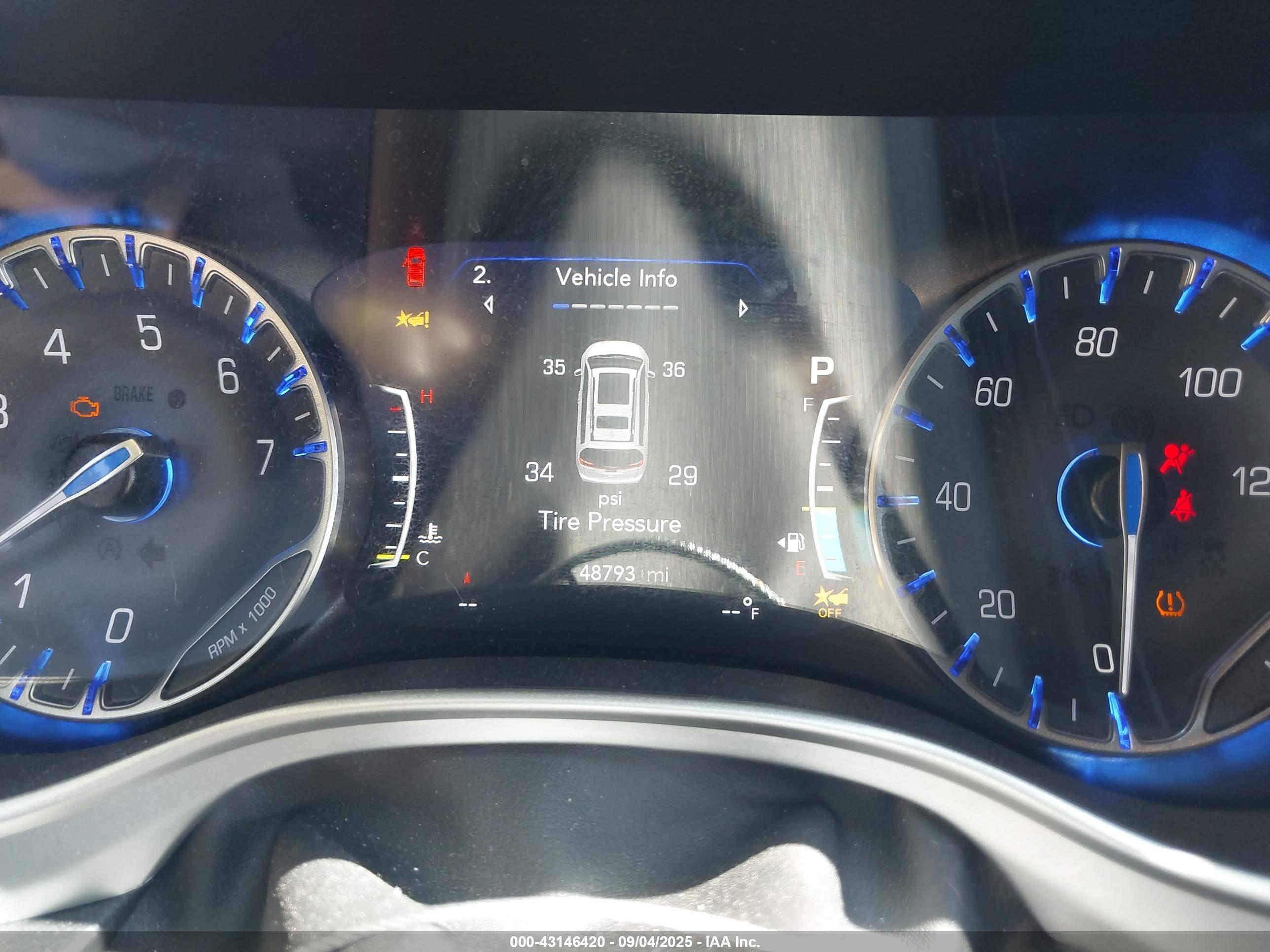 CHRYSLER PACIFICA image 7