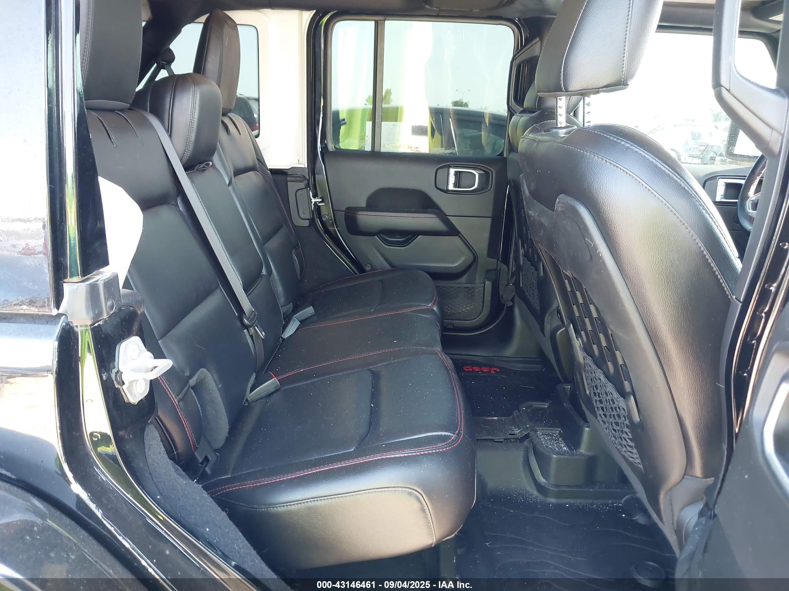 JEEP WRANGLER image 8