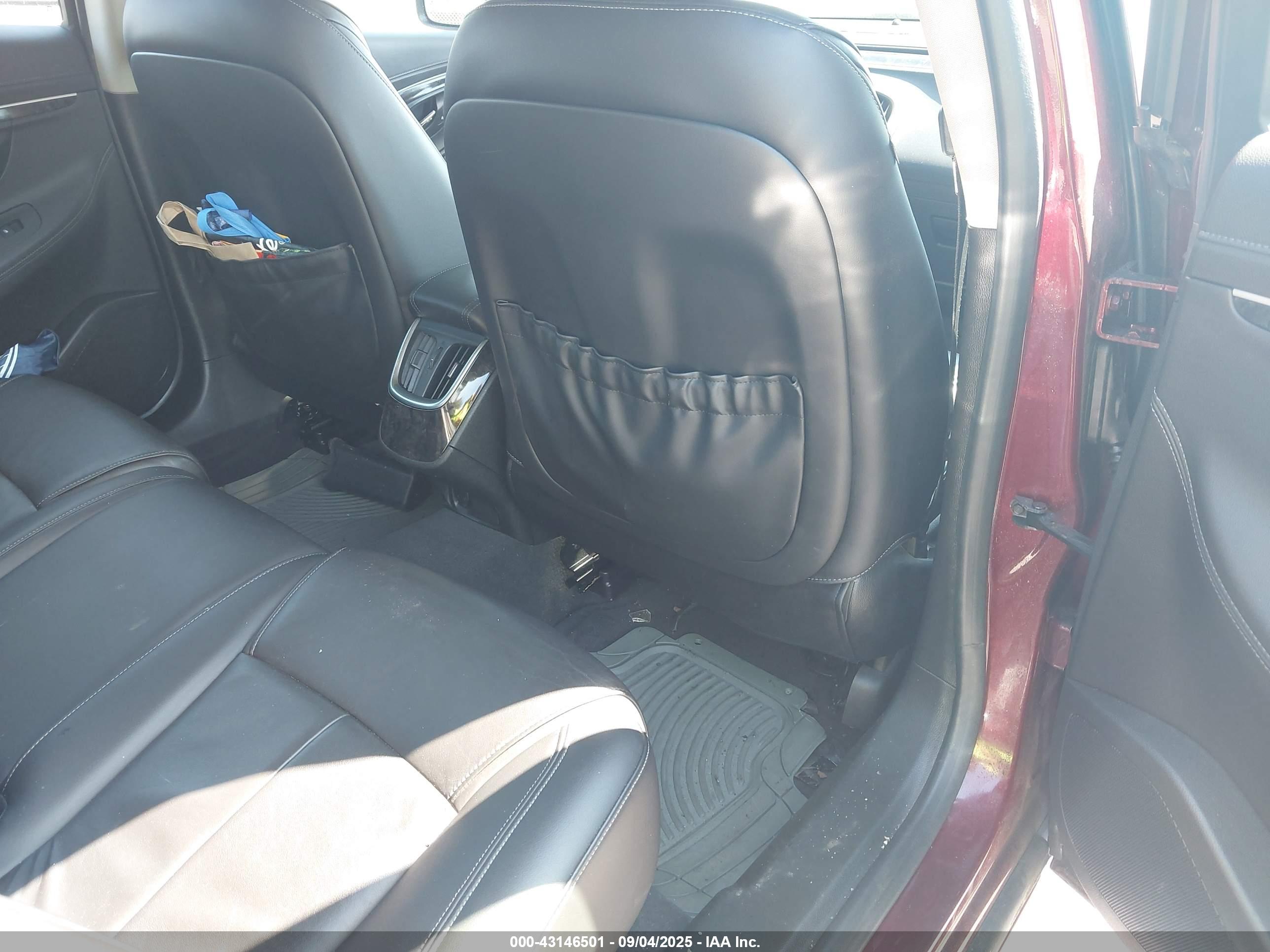 BUICK LACROSSE image 8