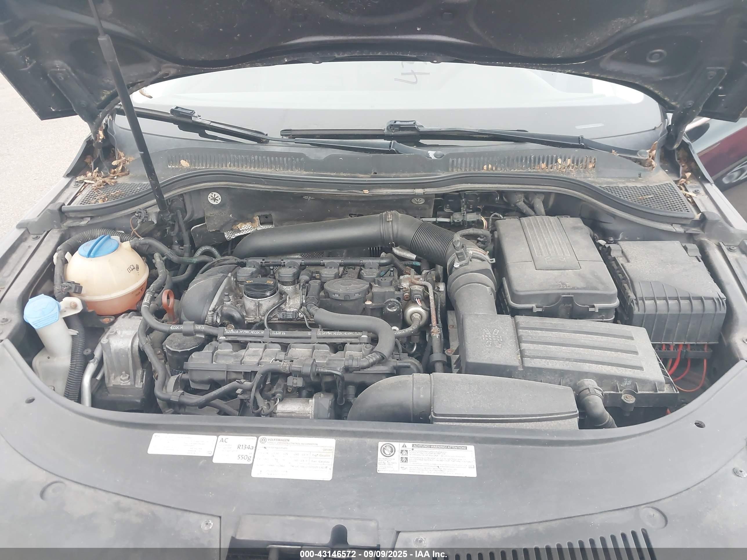 VOLKSWAGEN CC image 10
