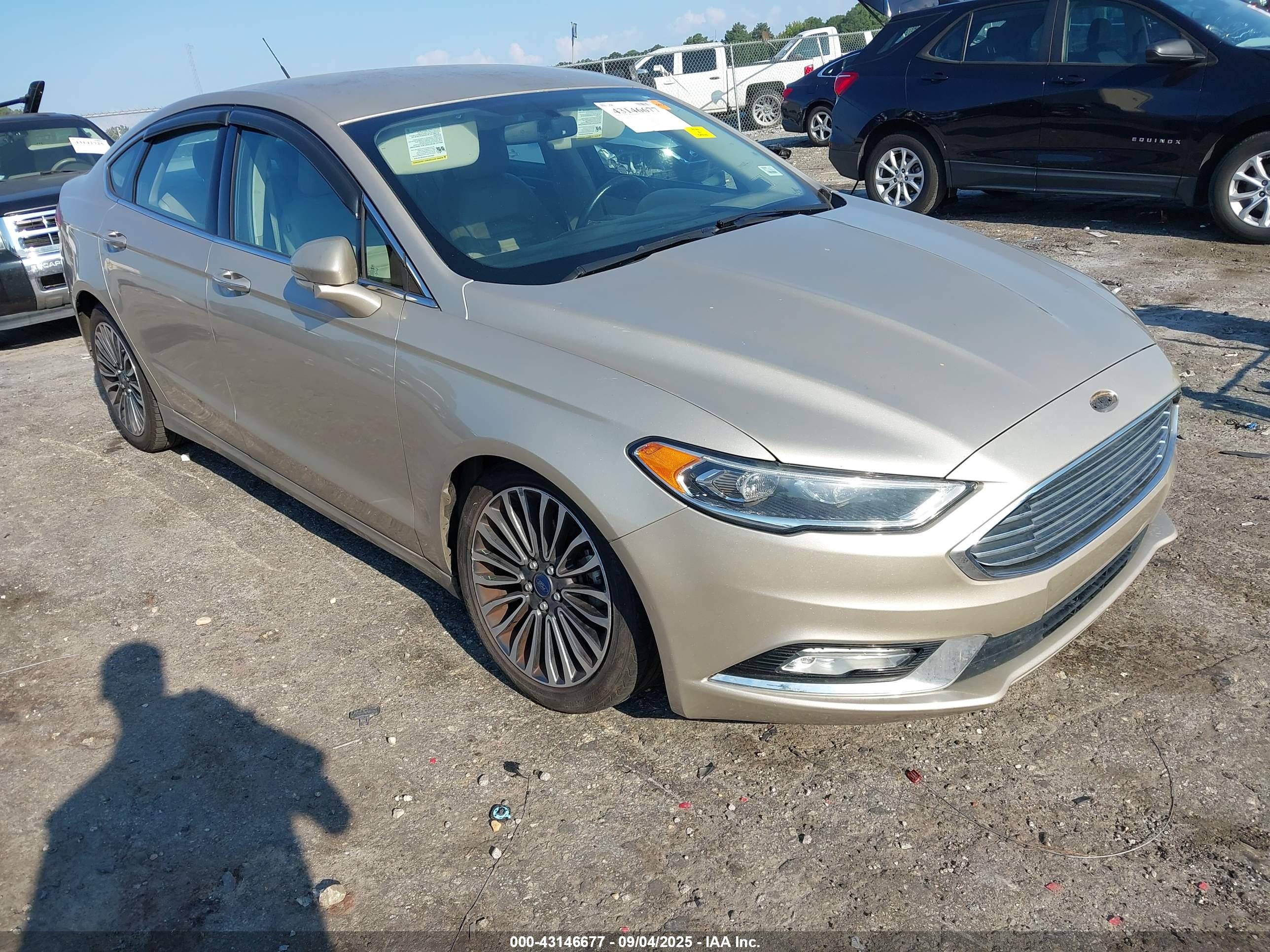 FORD FUSION image 6