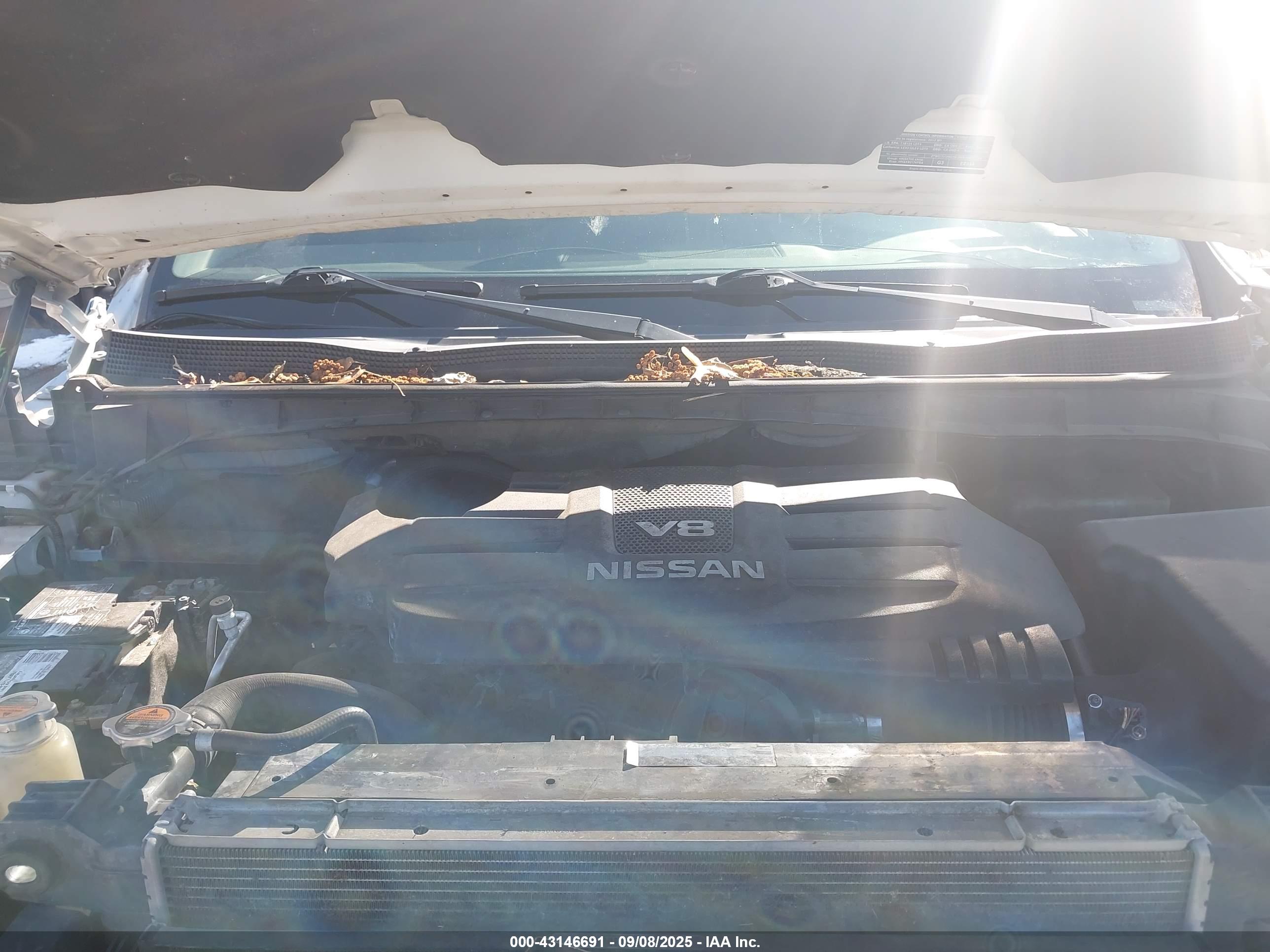 NISSAN TITAN image 10