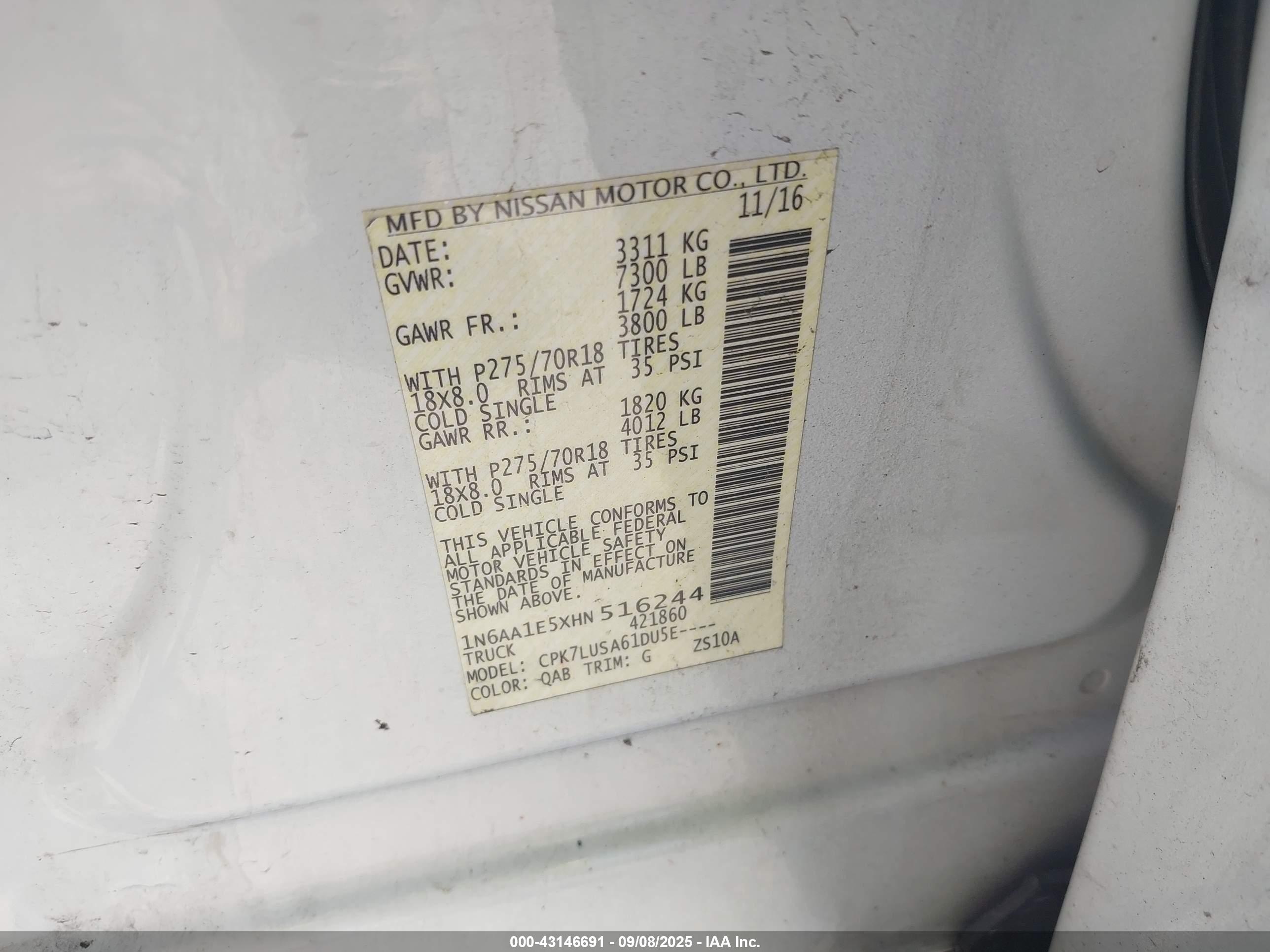 NISSAN TITAN image 9