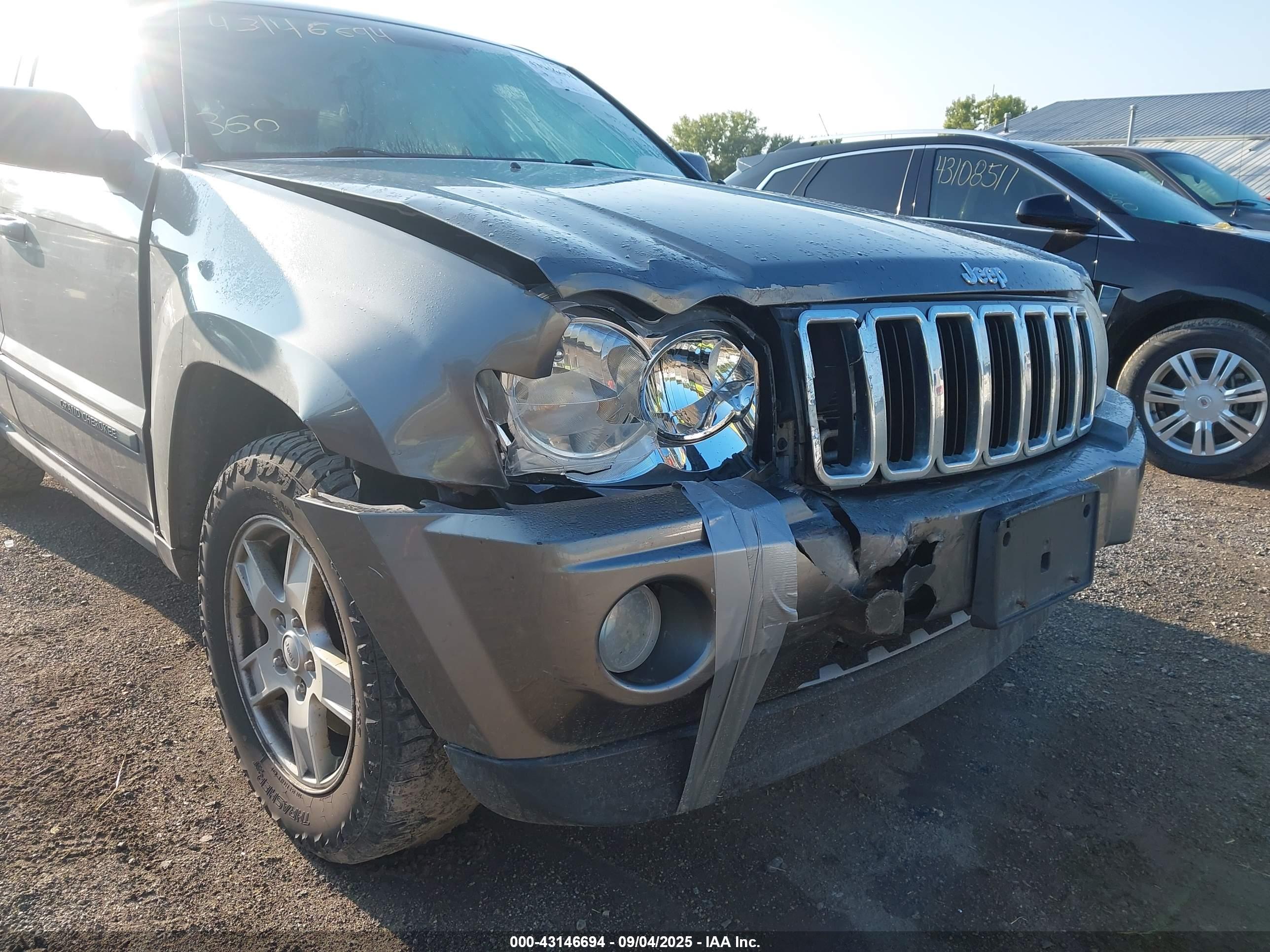 JEEP GRAND image 6