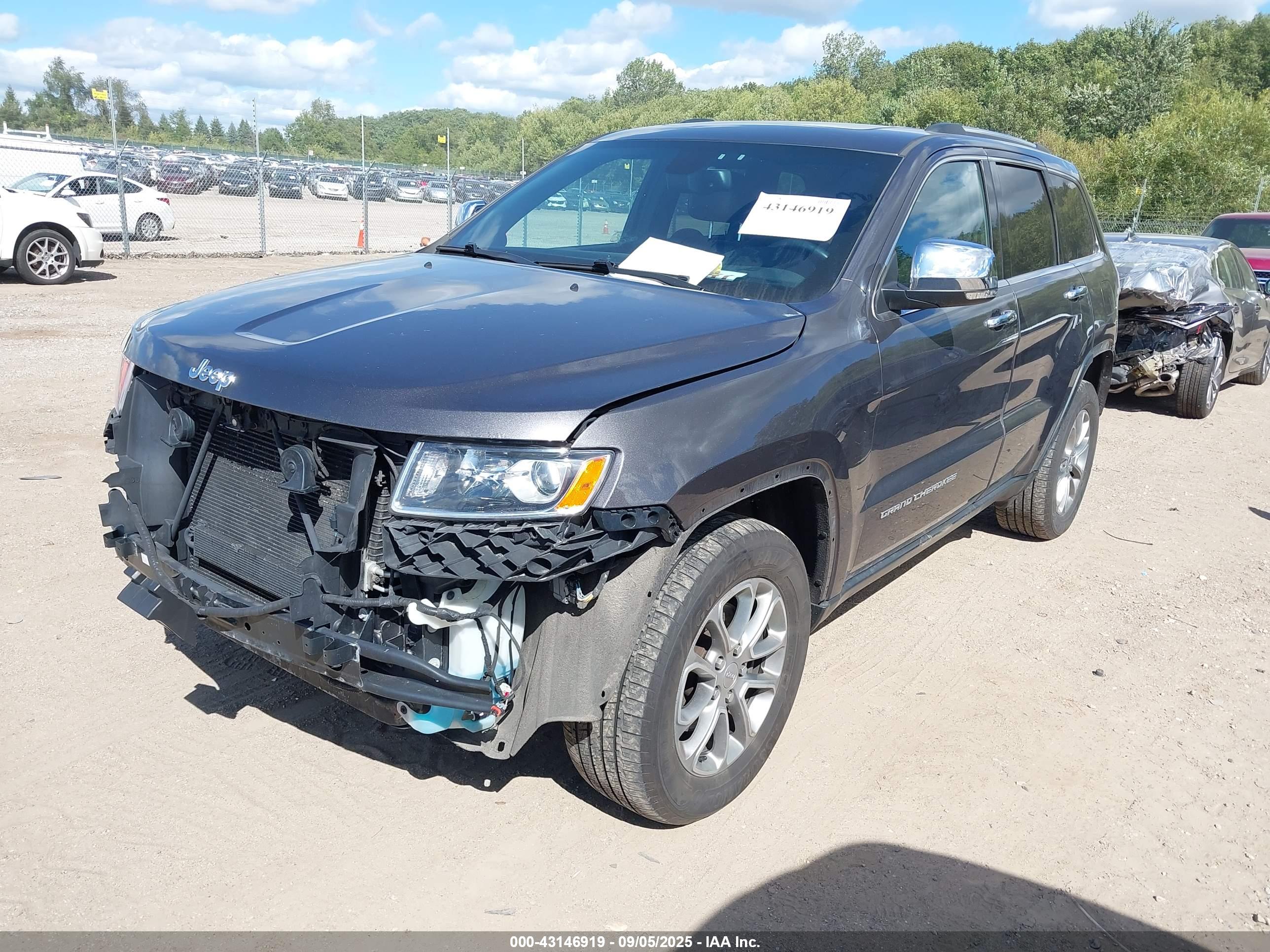 JEEP GRAND image 2