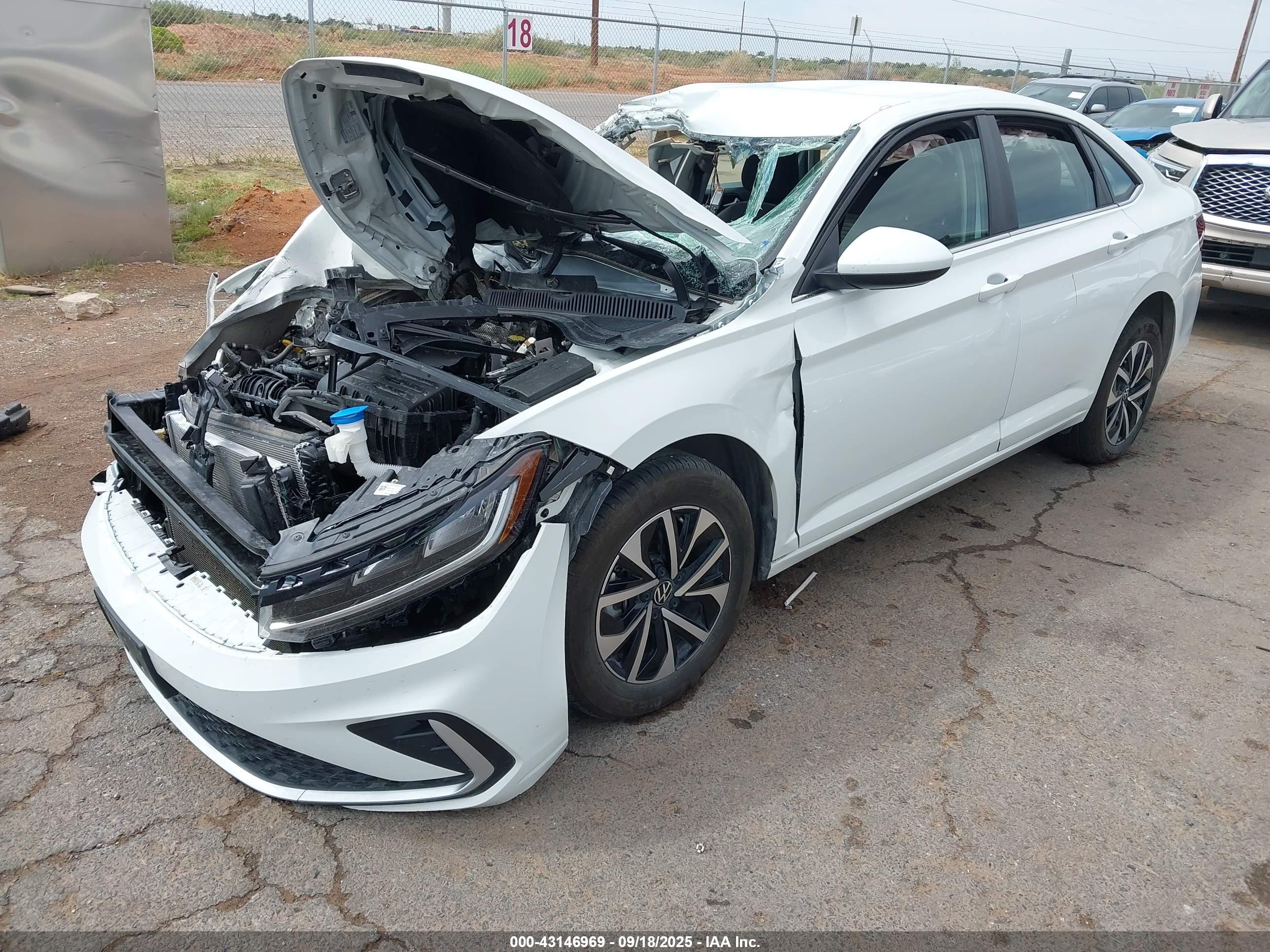 VOLKSWAGEN JETTA image 2