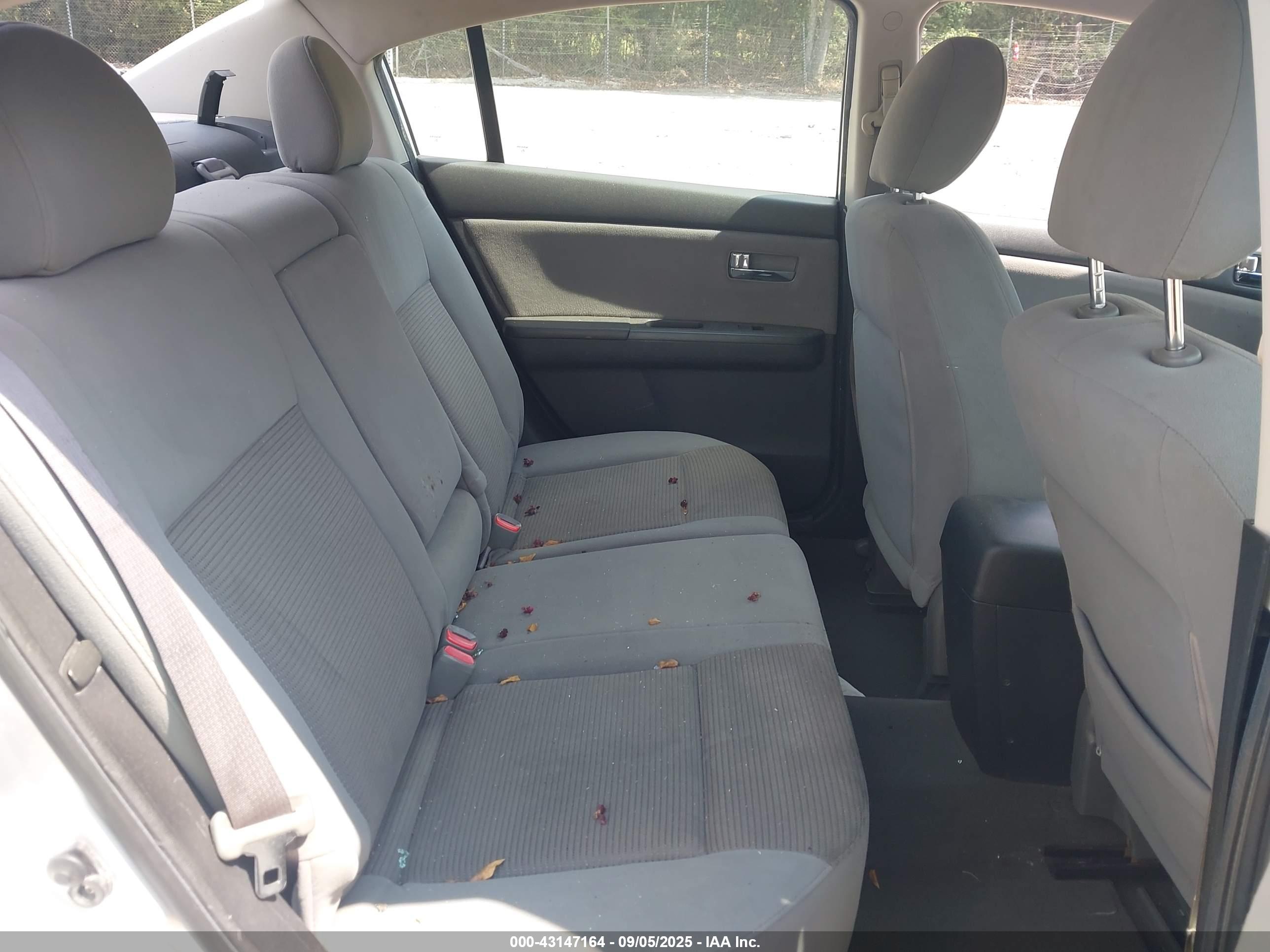 NISSAN SENTRA image 8