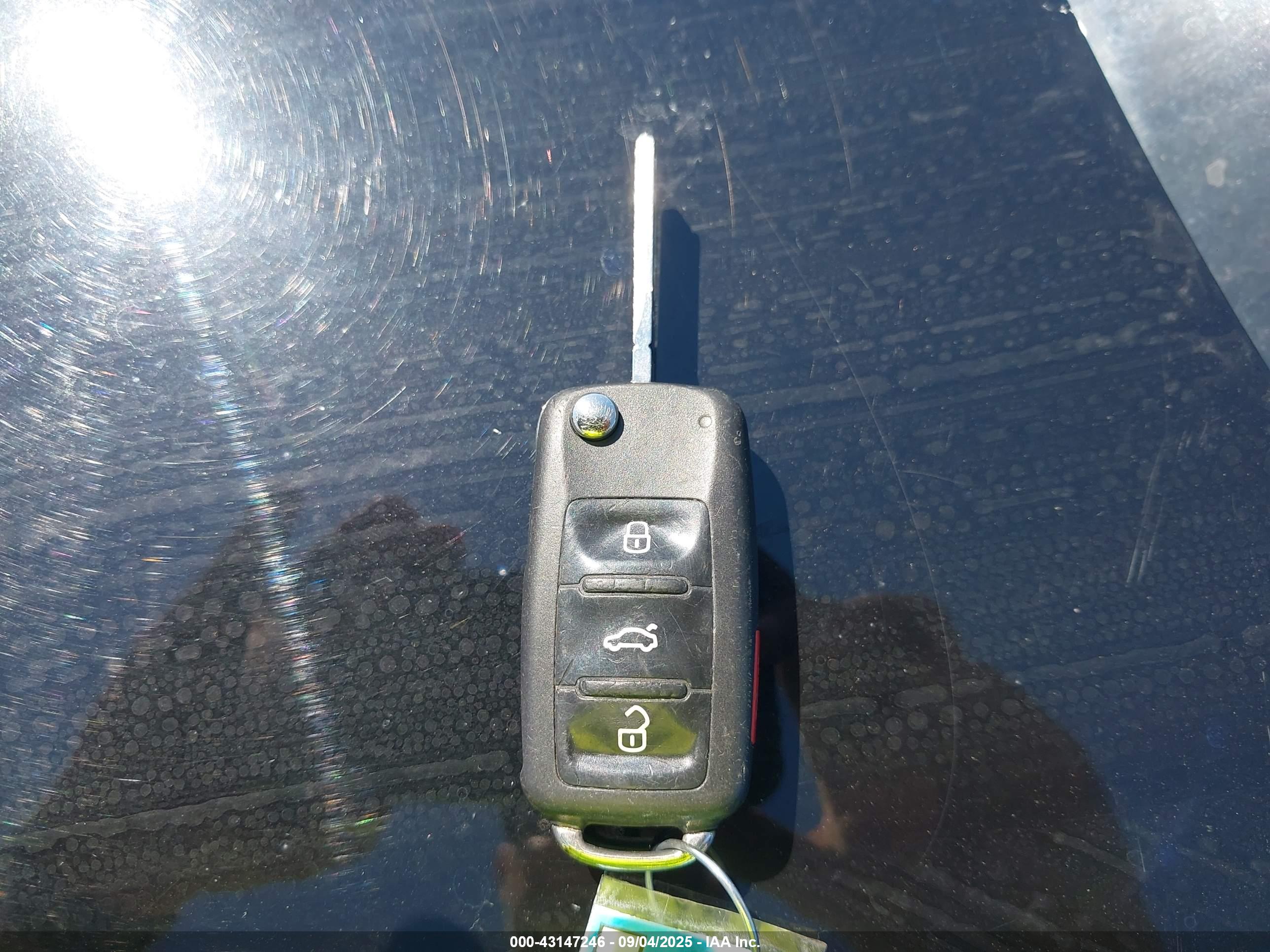 VOLKSWAGEN PASSAT image 11