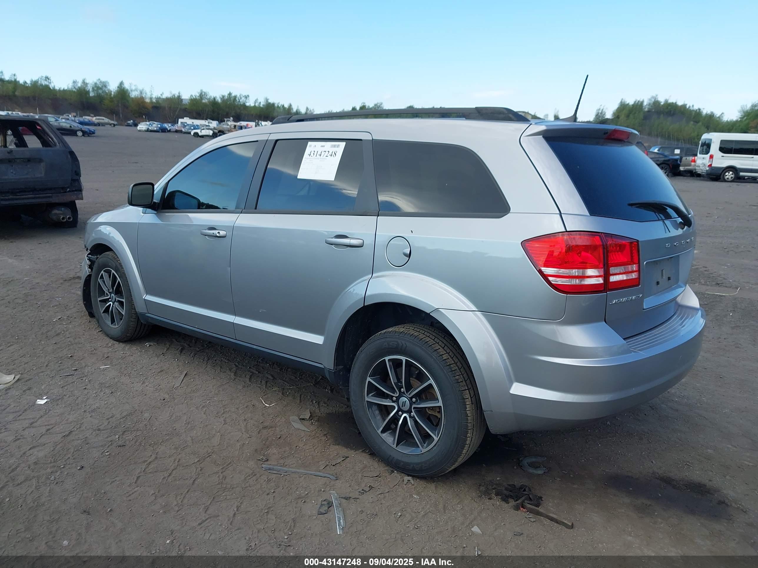DODGE JOURNEY image 3