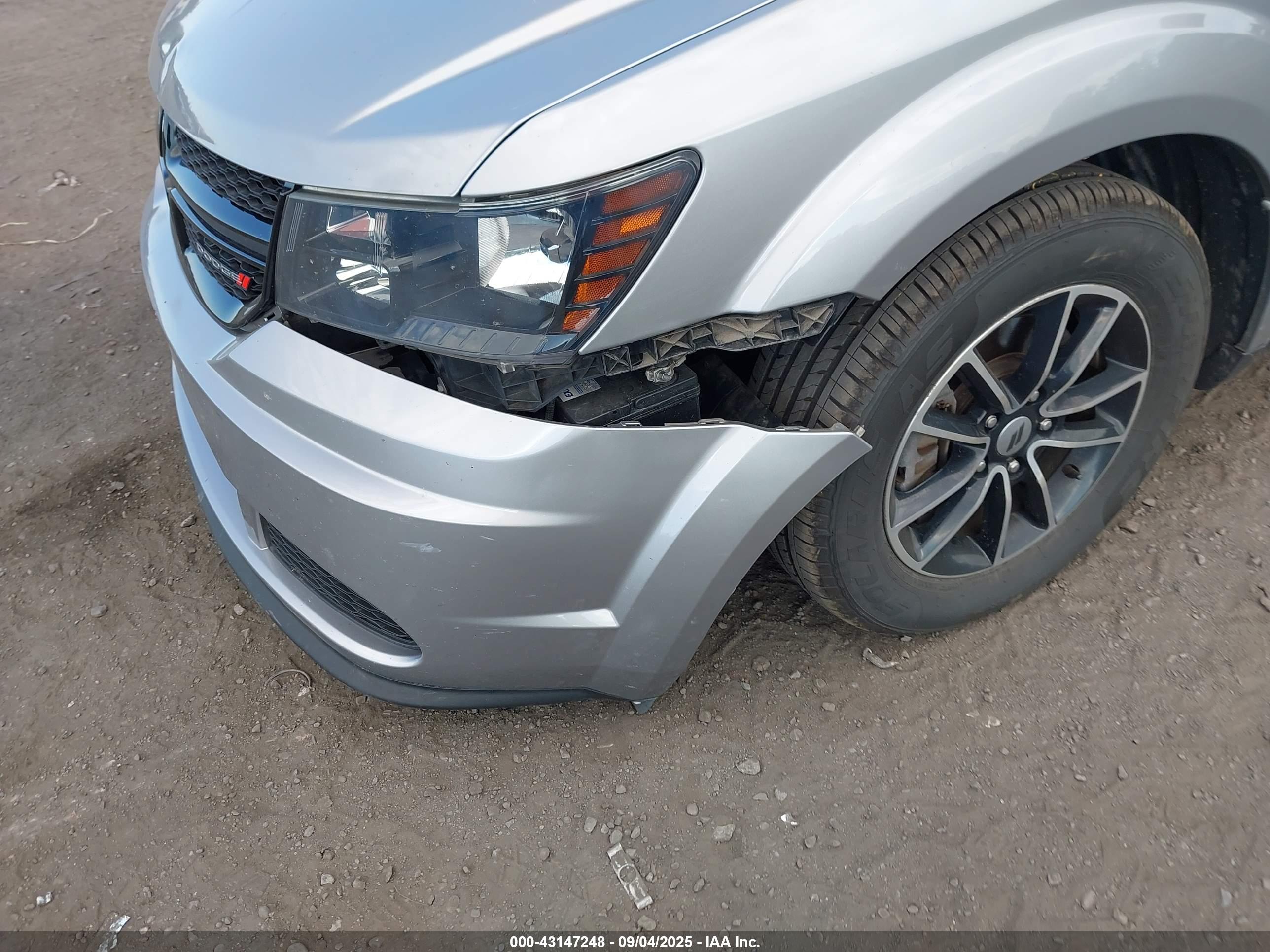 DODGE JOURNEY image 6