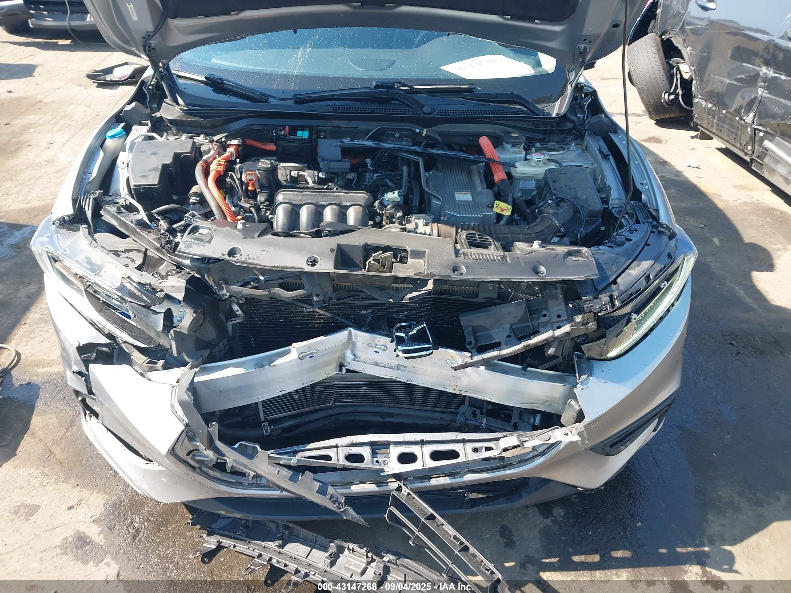 HONDA INSIGHT image 10