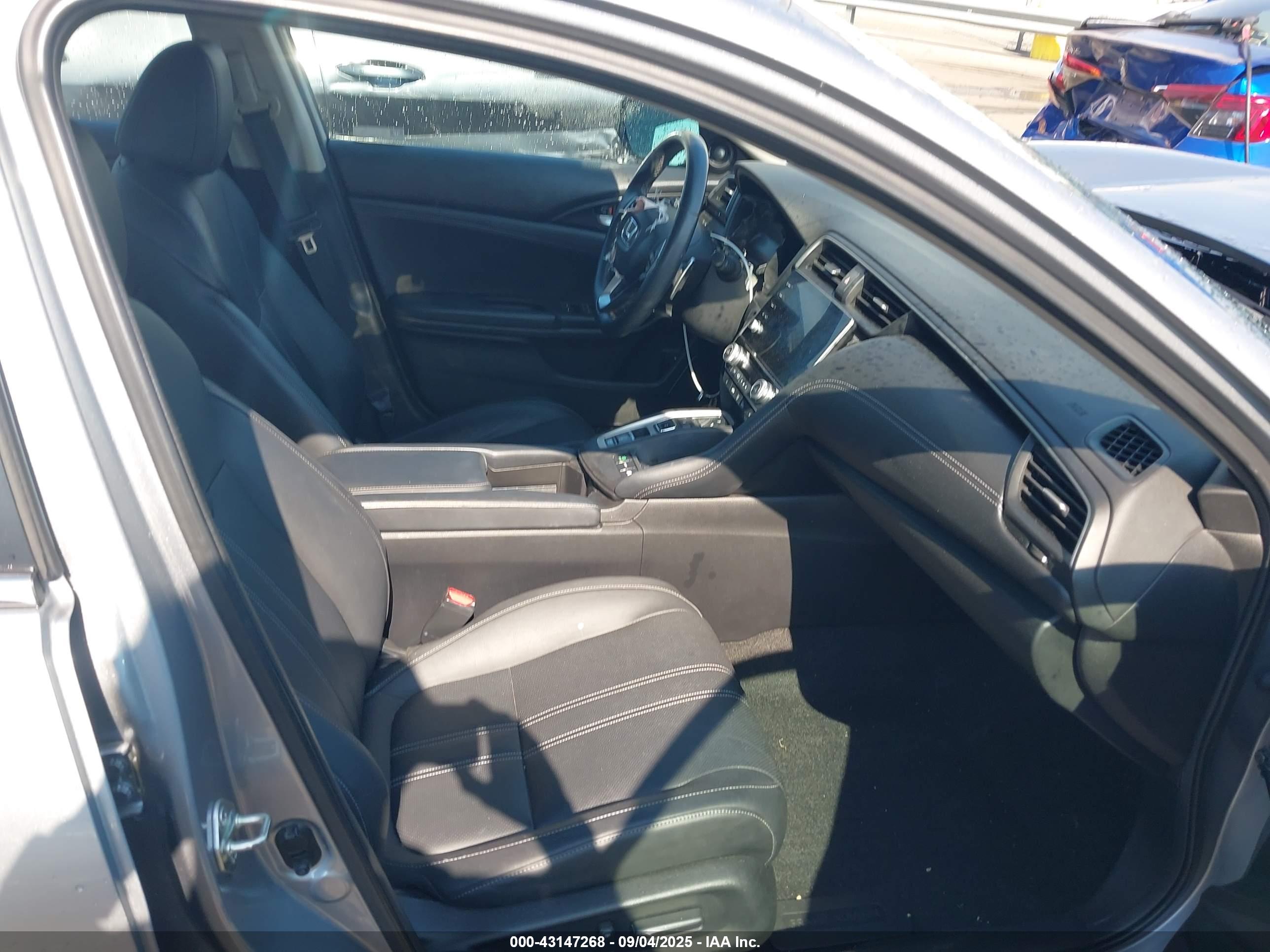 HONDA INSIGHT image 5