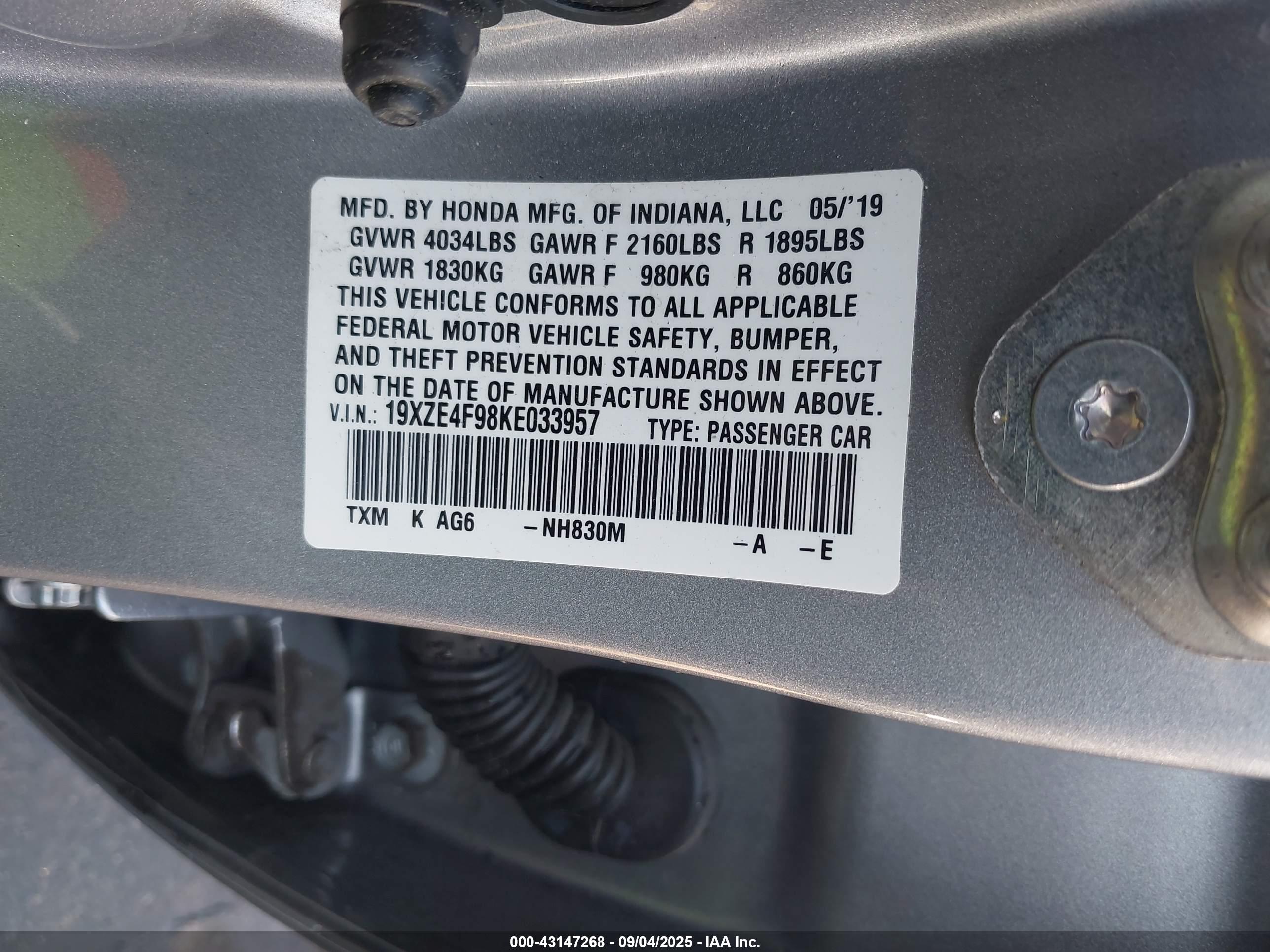 HONDA INSIGHT image 9