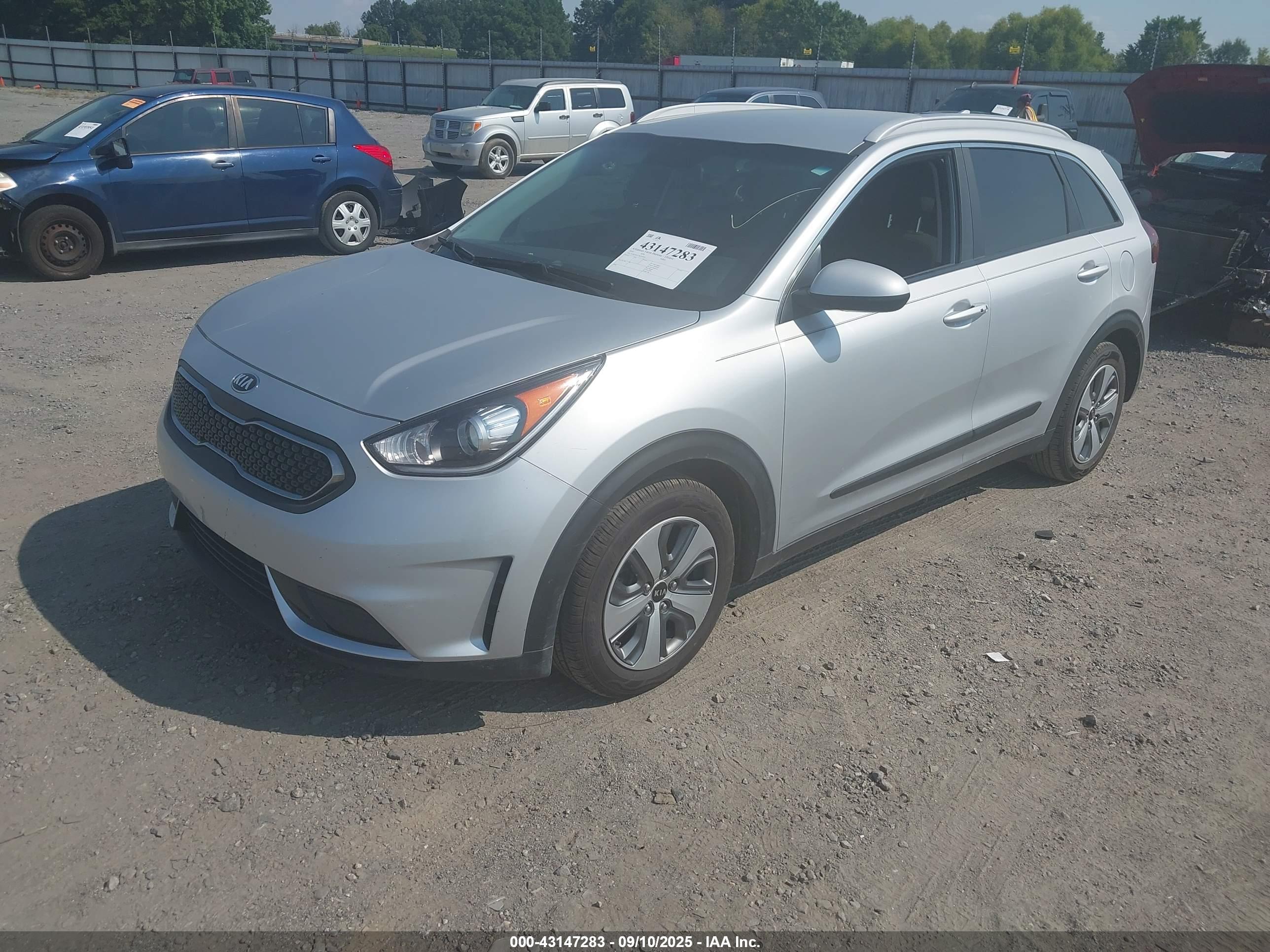 KIA NIRO image 2