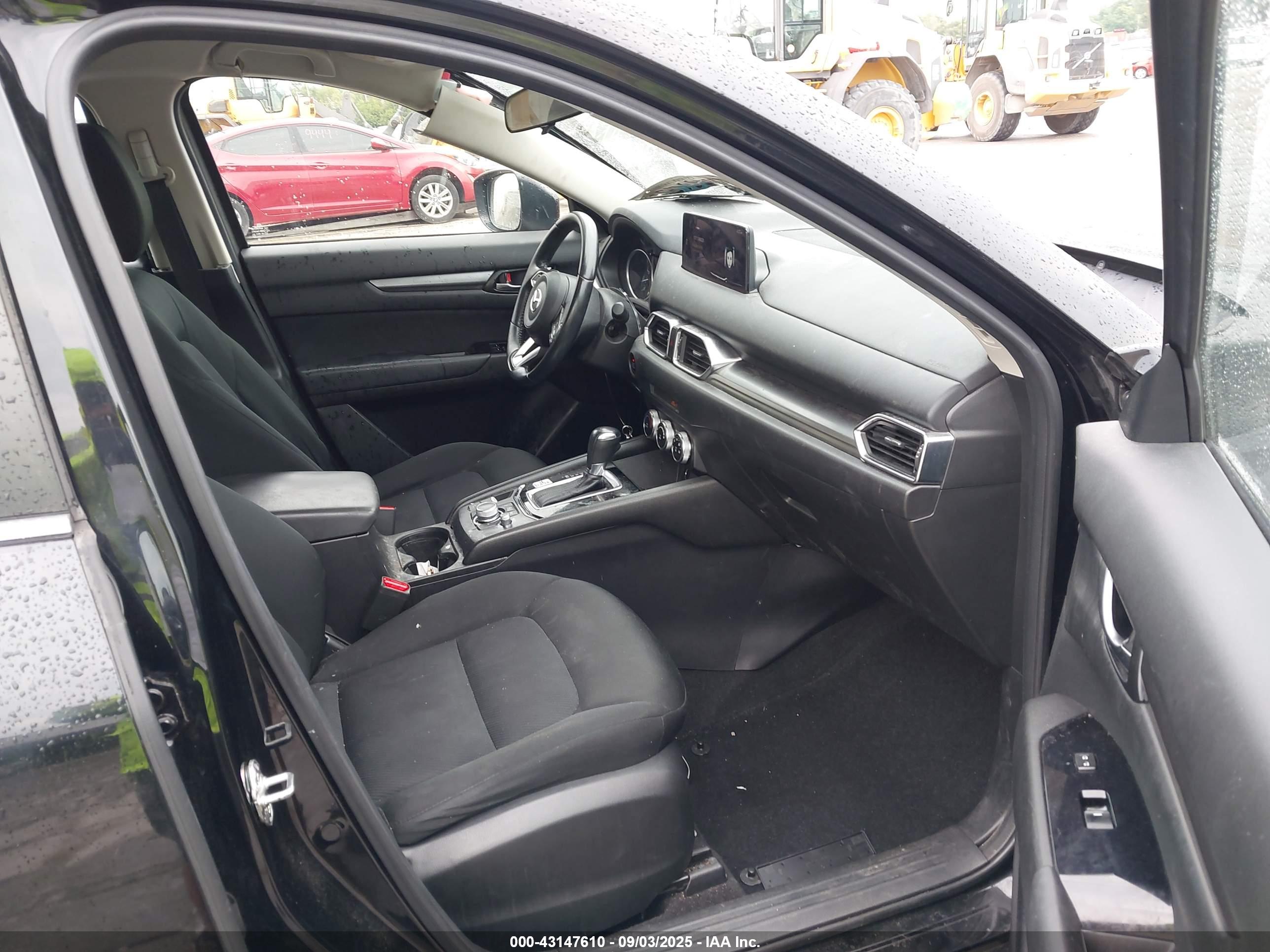 MAZDA CX-5 image 5