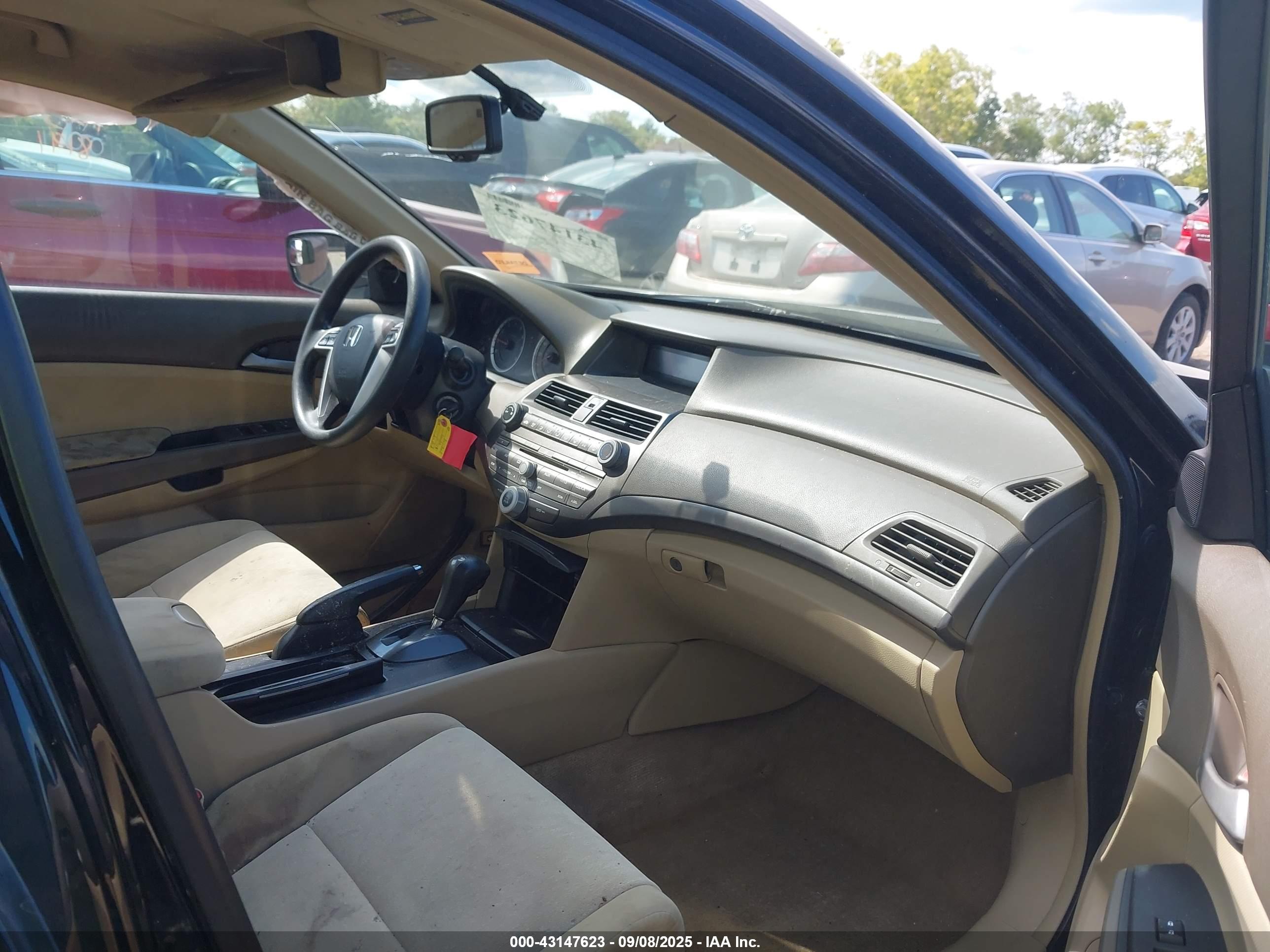 HONDA ACCORD image 5