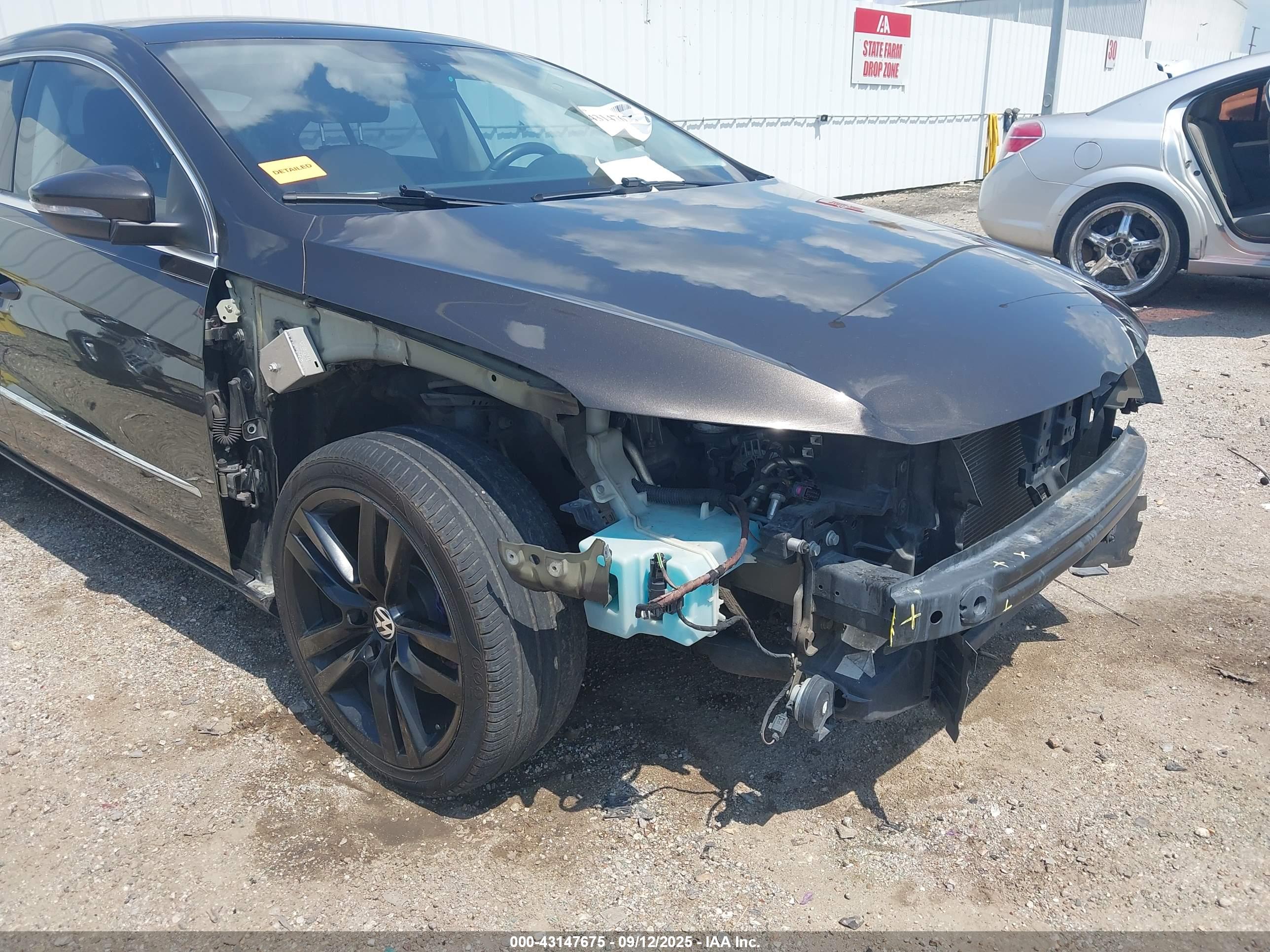 VOLKSWAGEN CC image 6