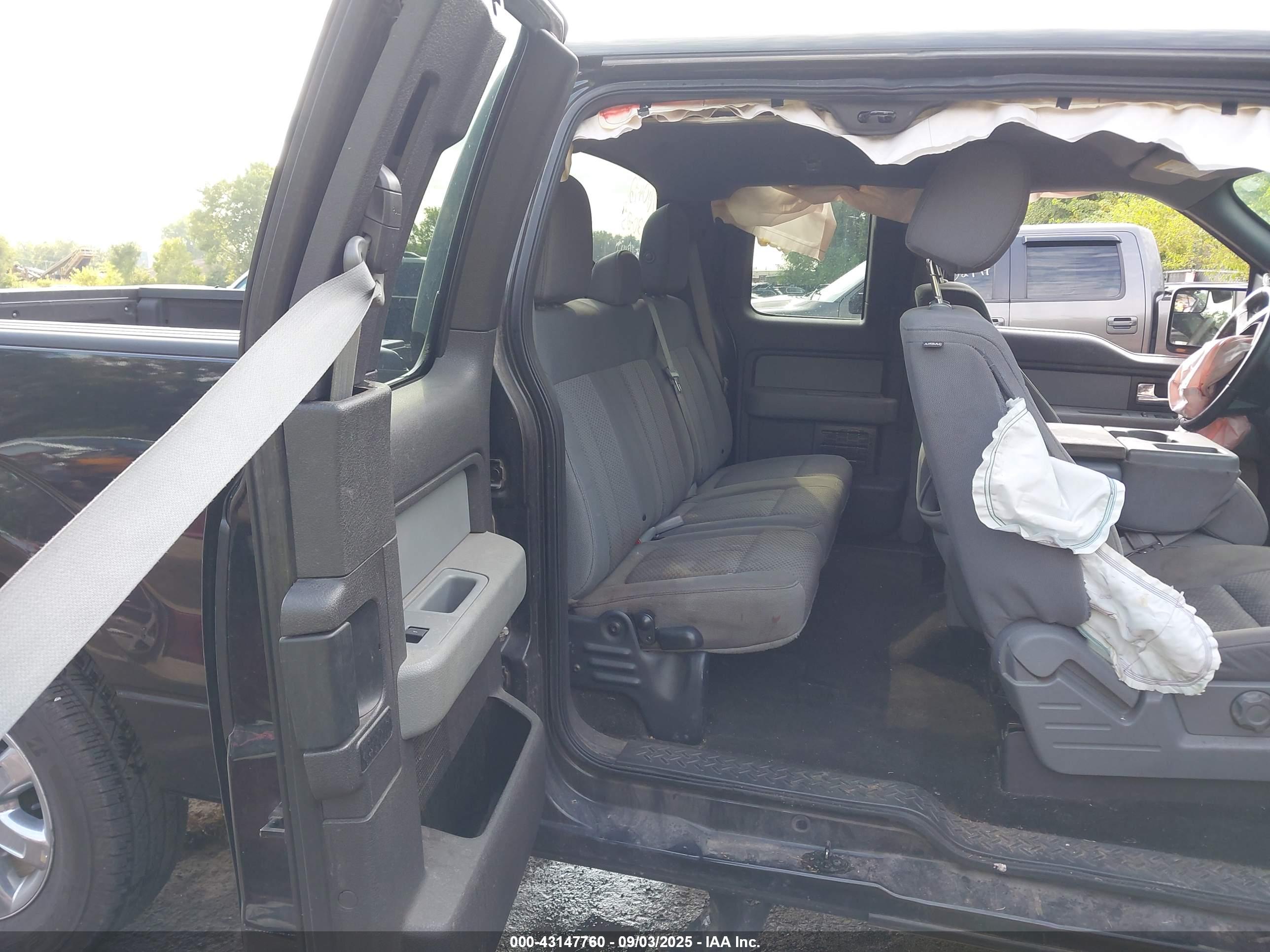 FORD F-150 image 8