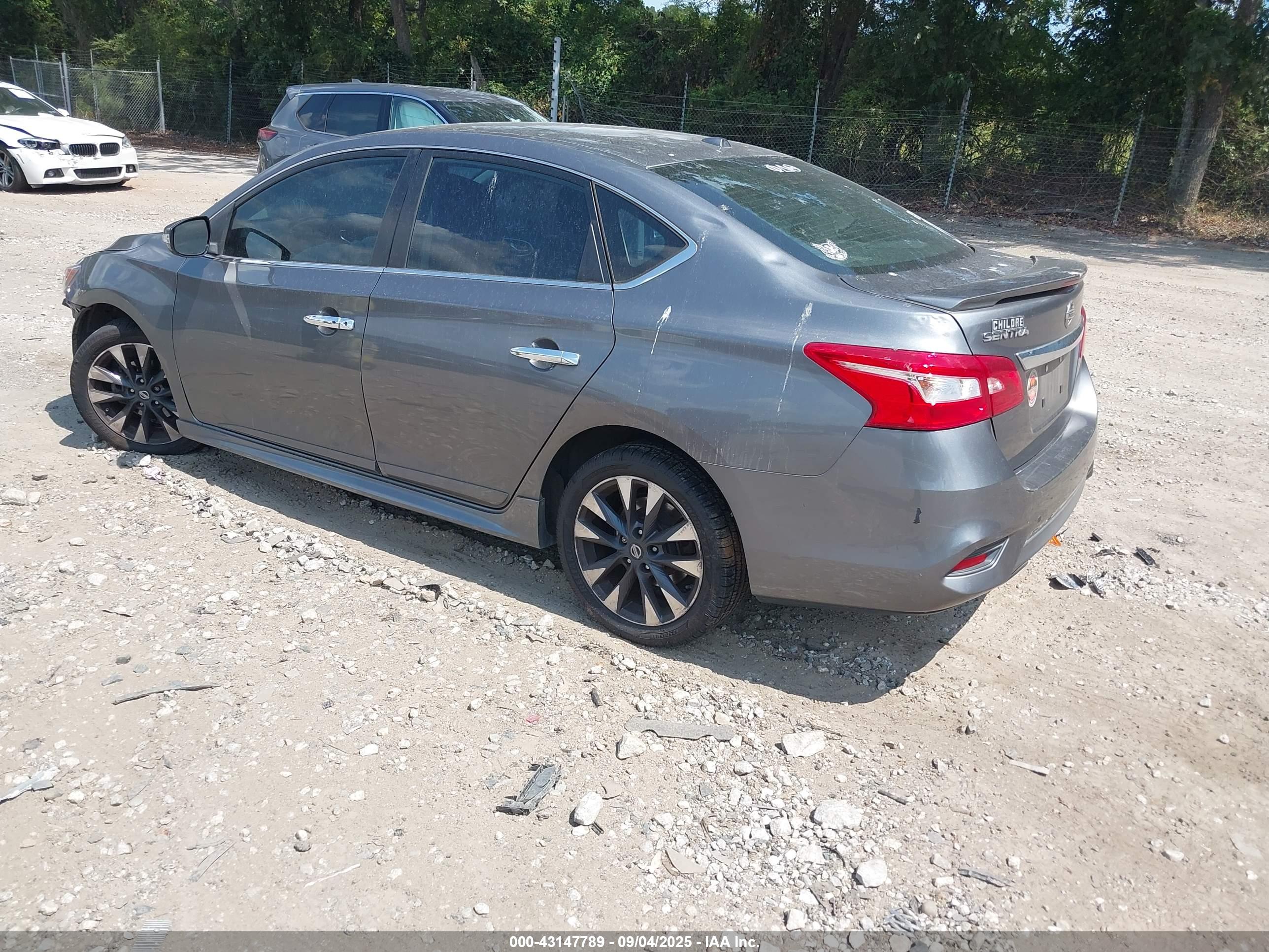 NISSAN SENTRA image 3