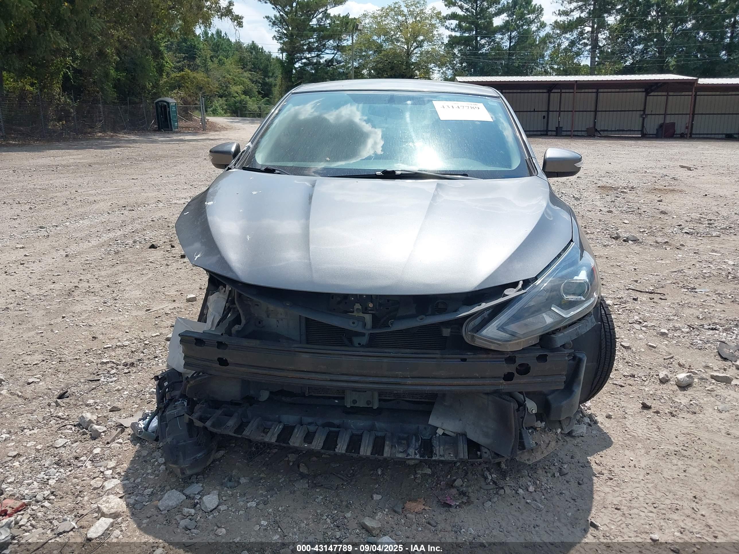 NISSAN SENTRA image 6