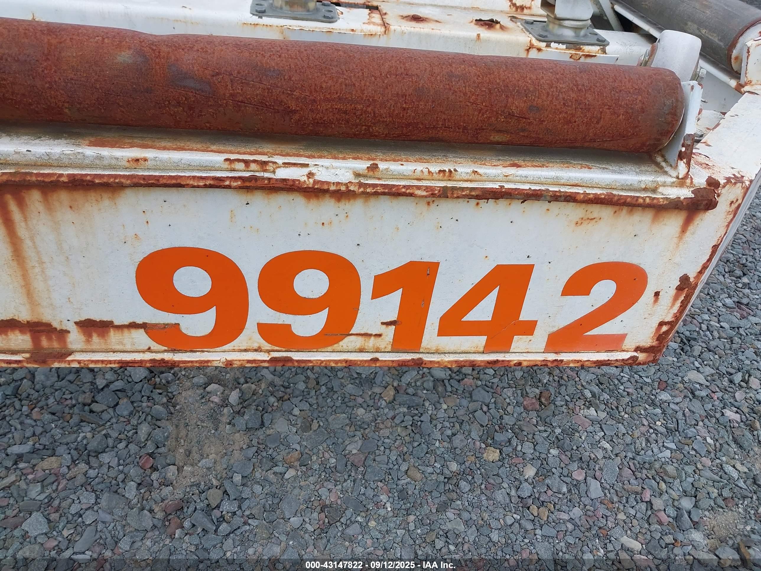 EQUIPMENT GSE image 9