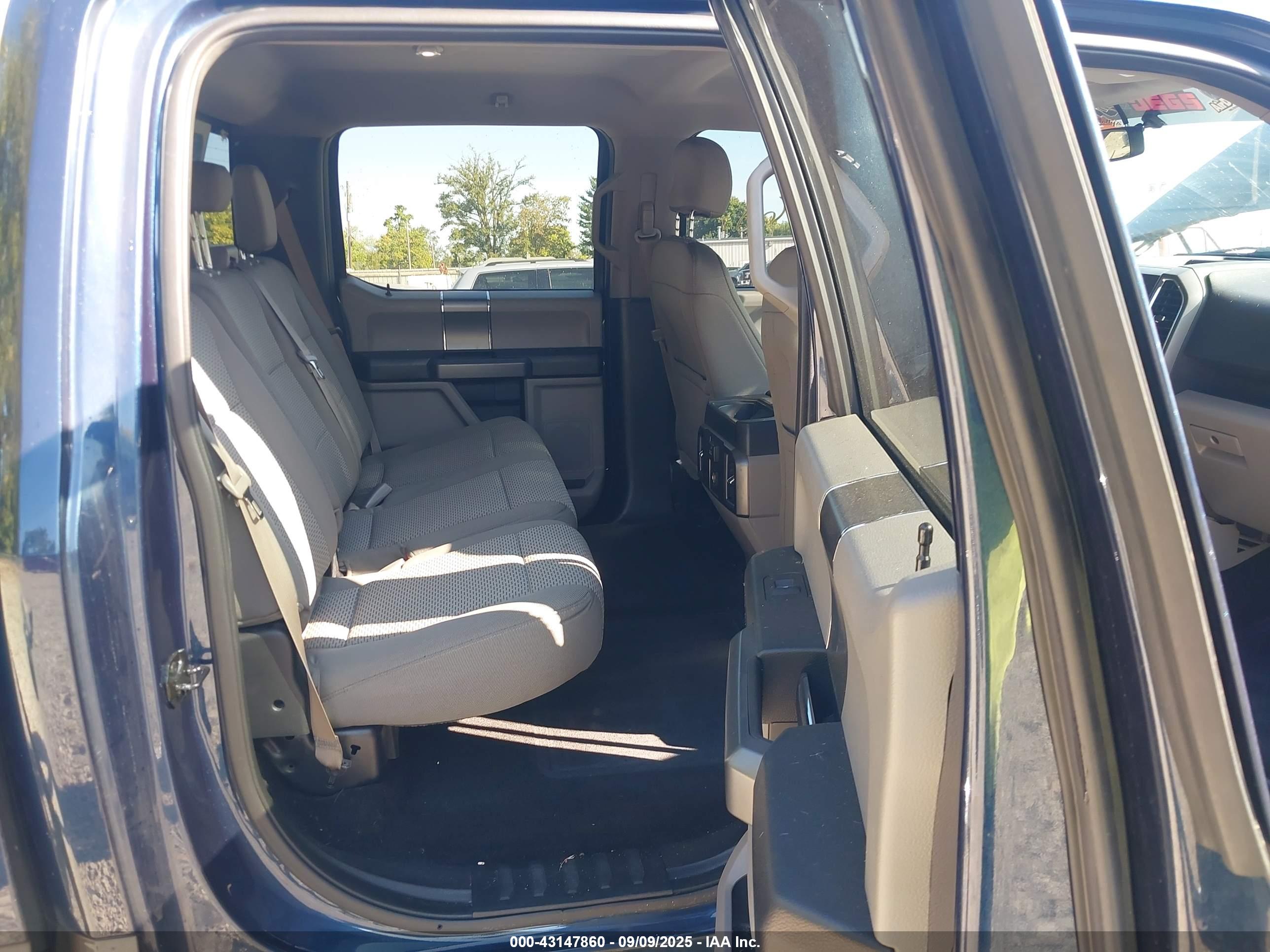 FORD F-150 image 8